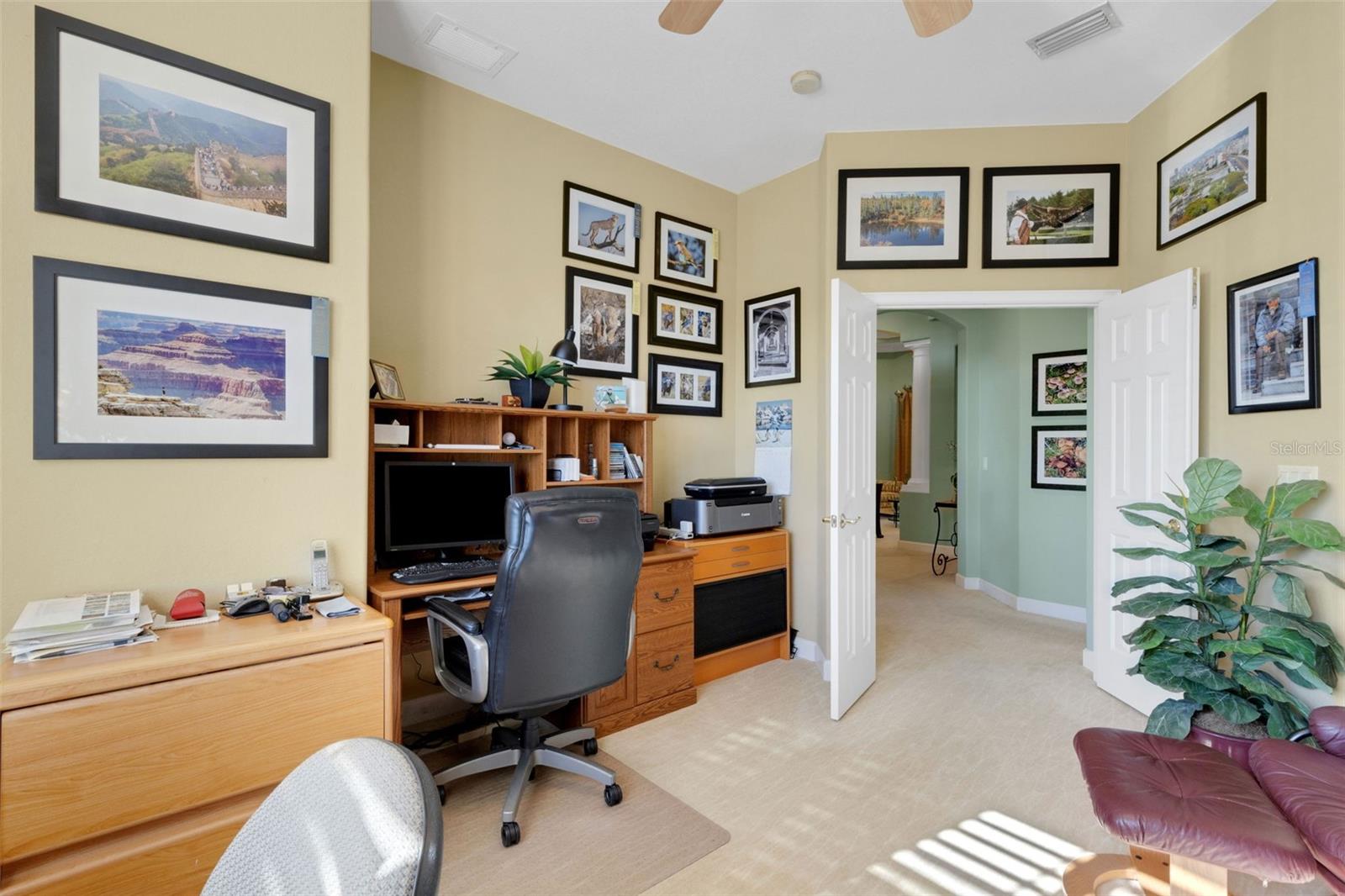 Image 35 of 66 For 101 Medici Court