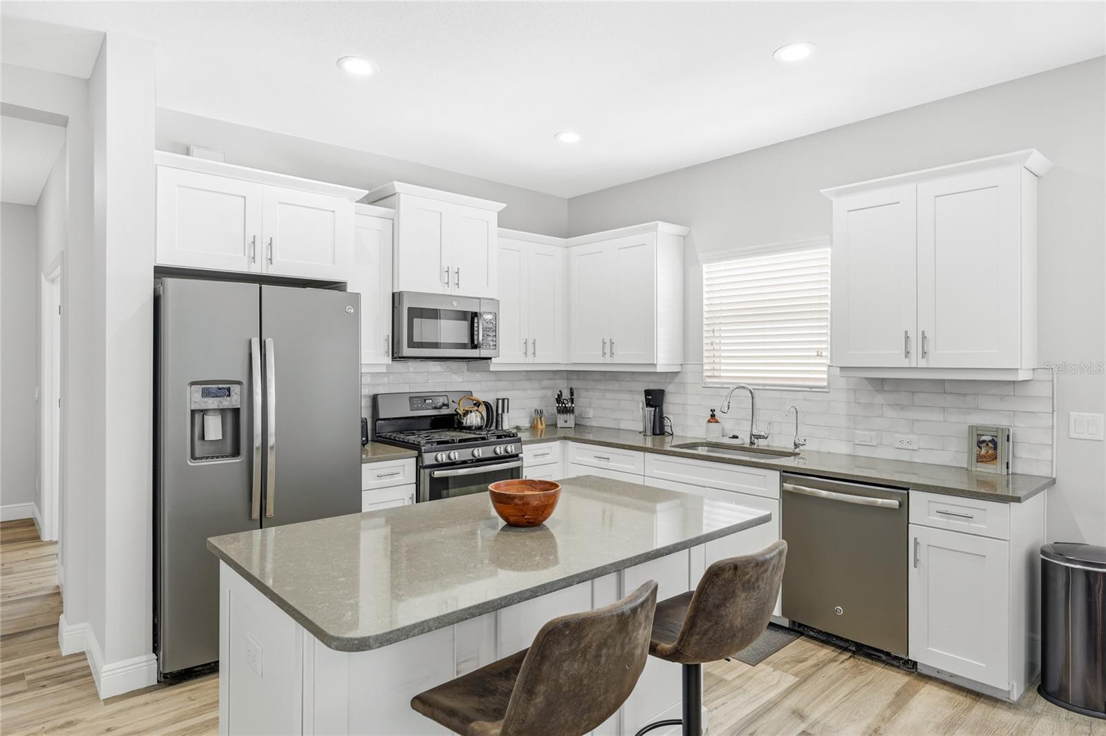 Image 10 of 32 For 1735 Lake Verona Circle