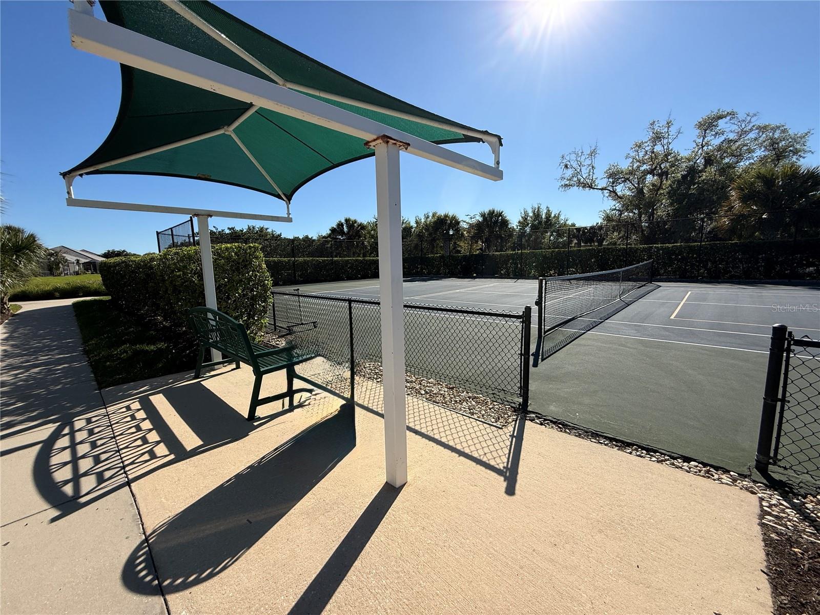 Image 23 of 32 For 1735 Lake Verona Circle