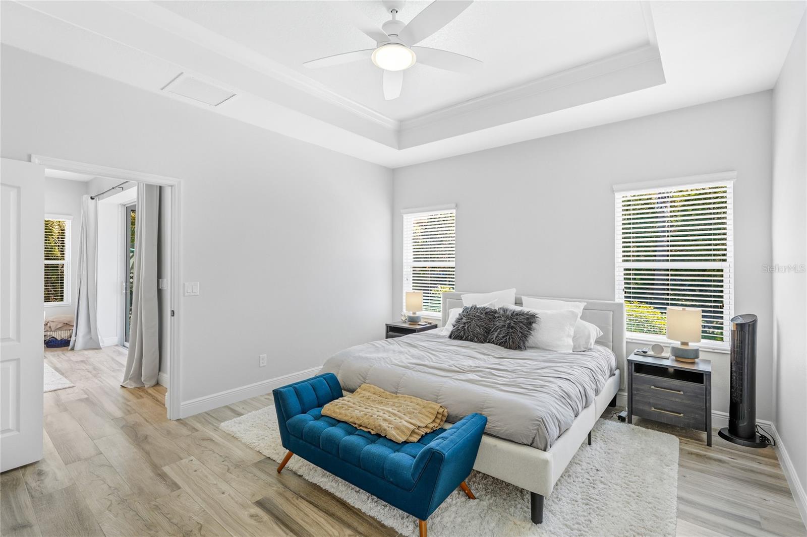 Image 3 of 32 For 1735 Lake Verona Circle