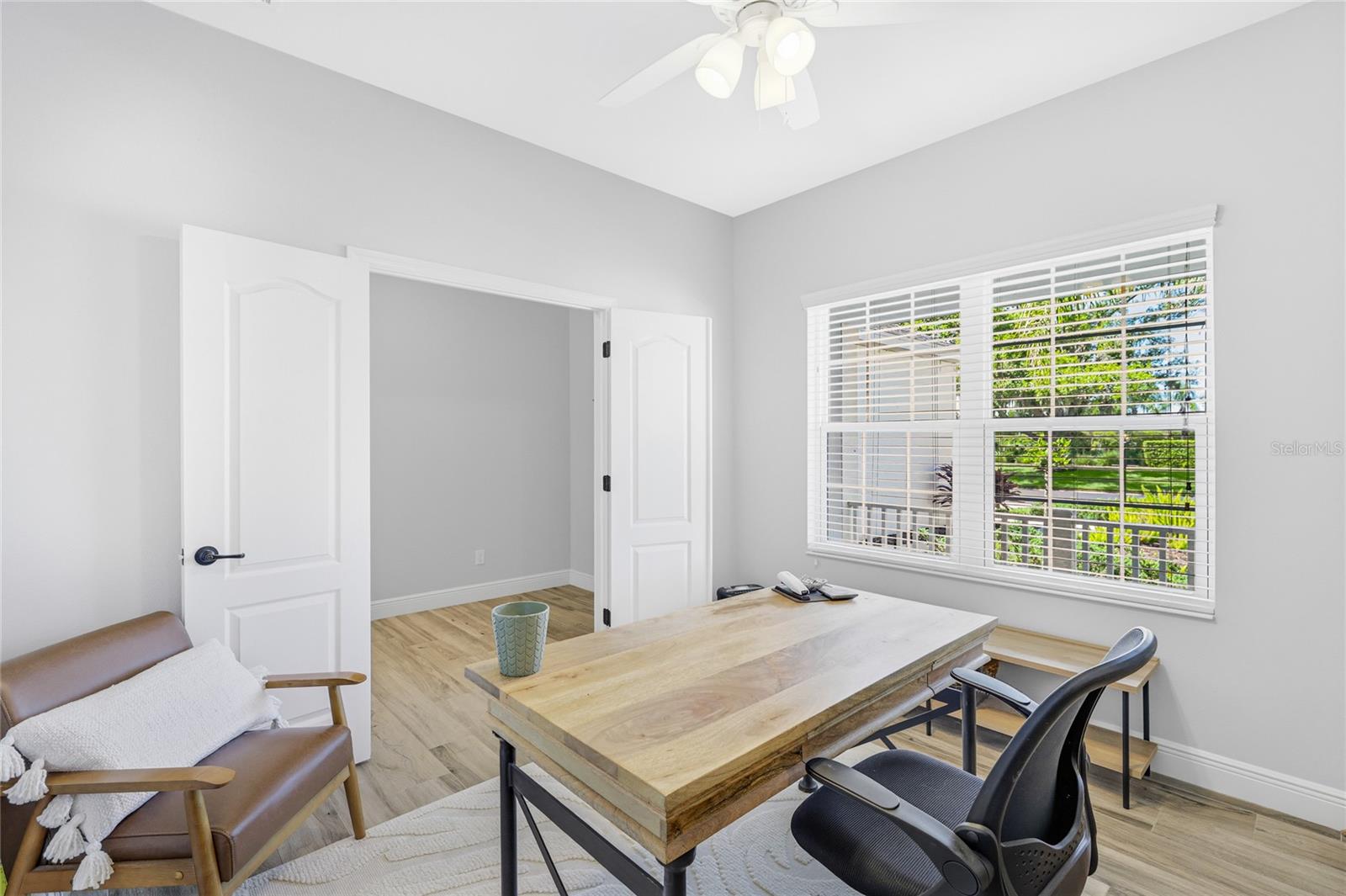 Image 8 of 32 For 1735 Lake Verona Circle