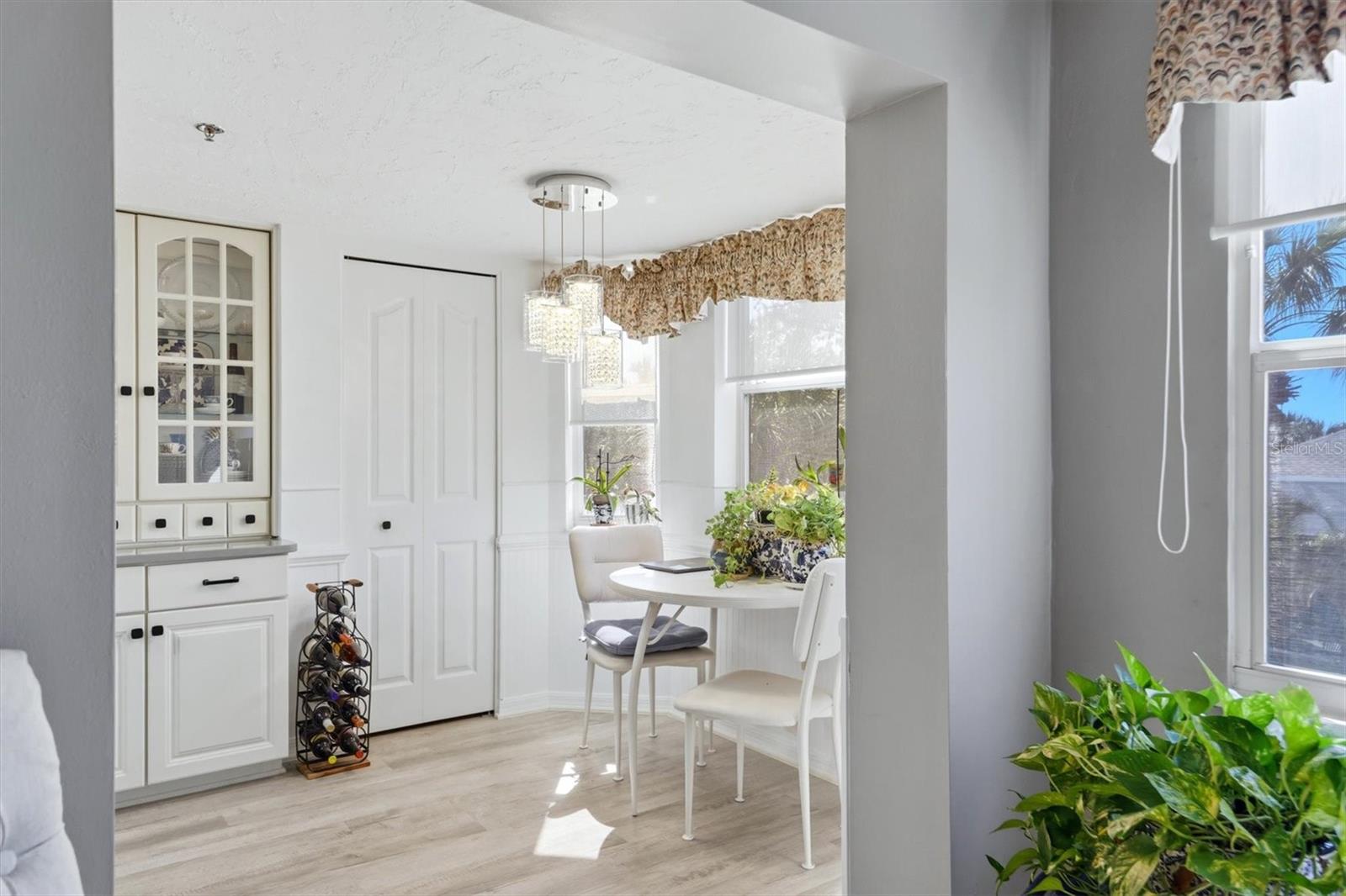 Image 23 of 55 For 7301 29th Avenue Drive W 204