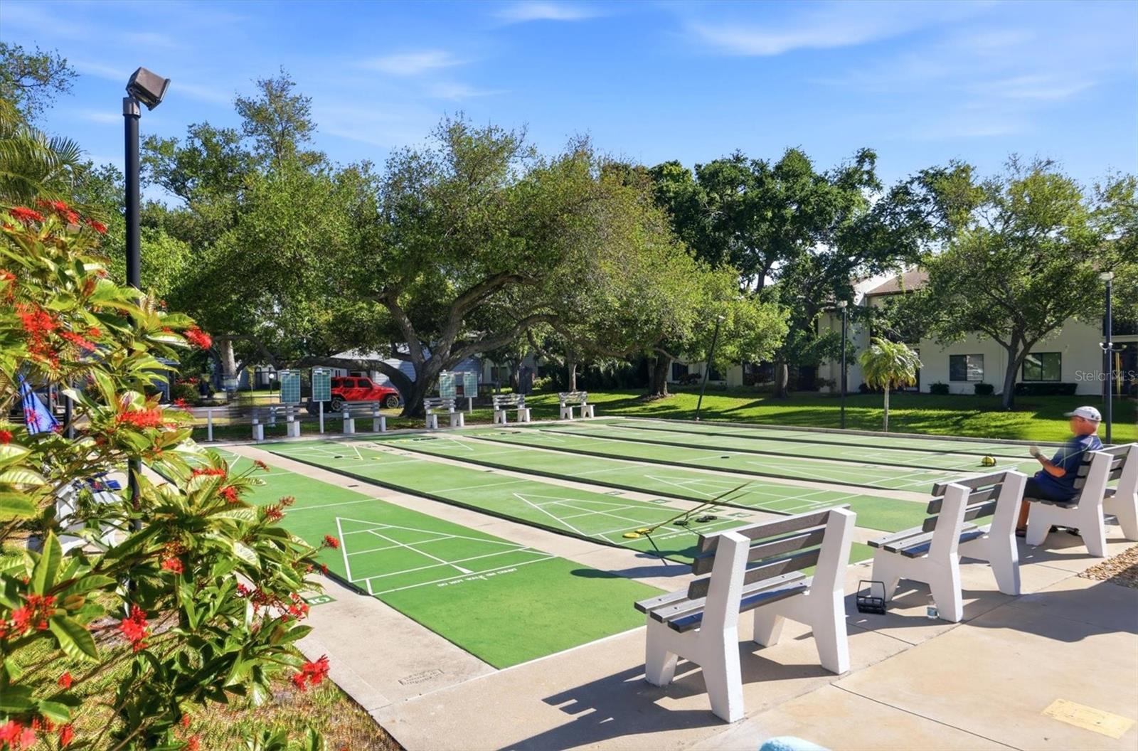 Image 41 of 55 For 7301 29th Avenue Drive W 204