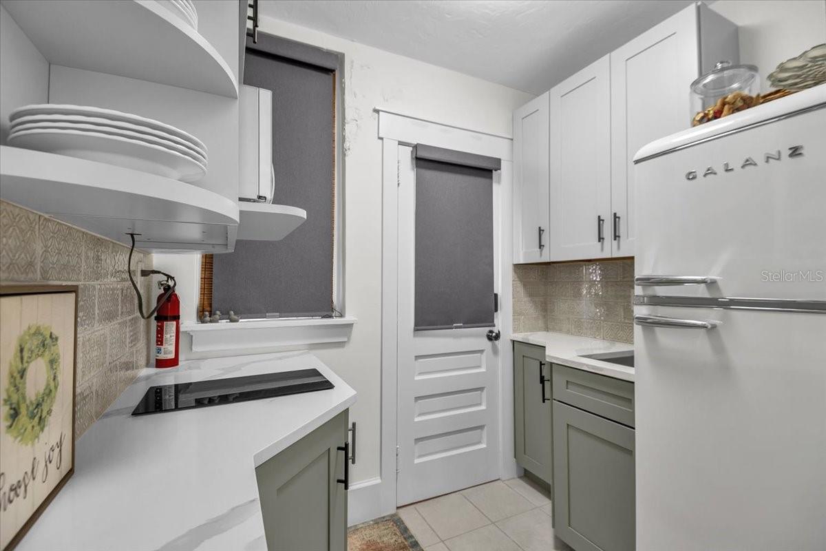 Image 8 of 13 For 210 17th Street Nw 37