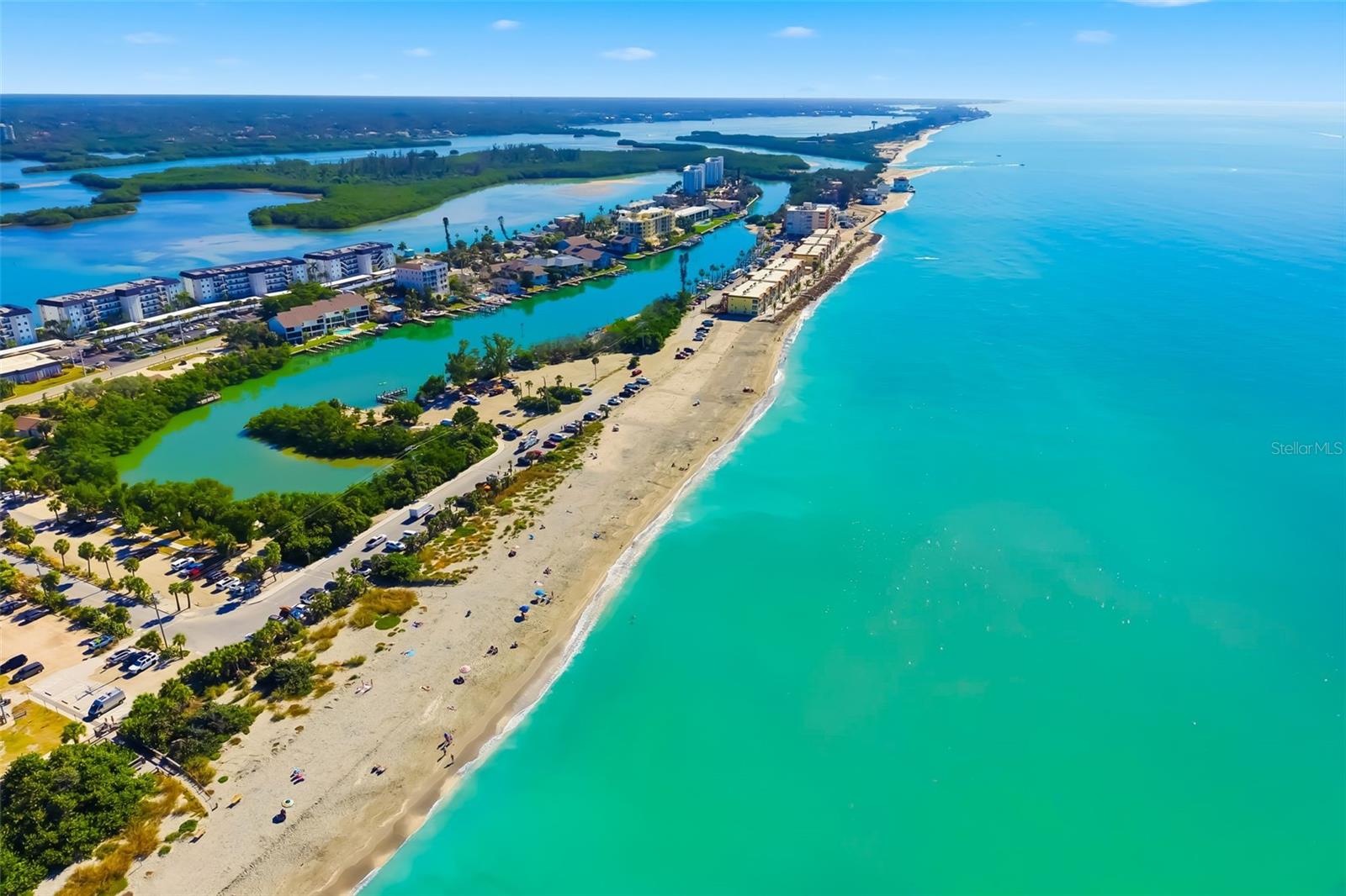 Image 12 of 100 For 9022 Midnight Pass Road