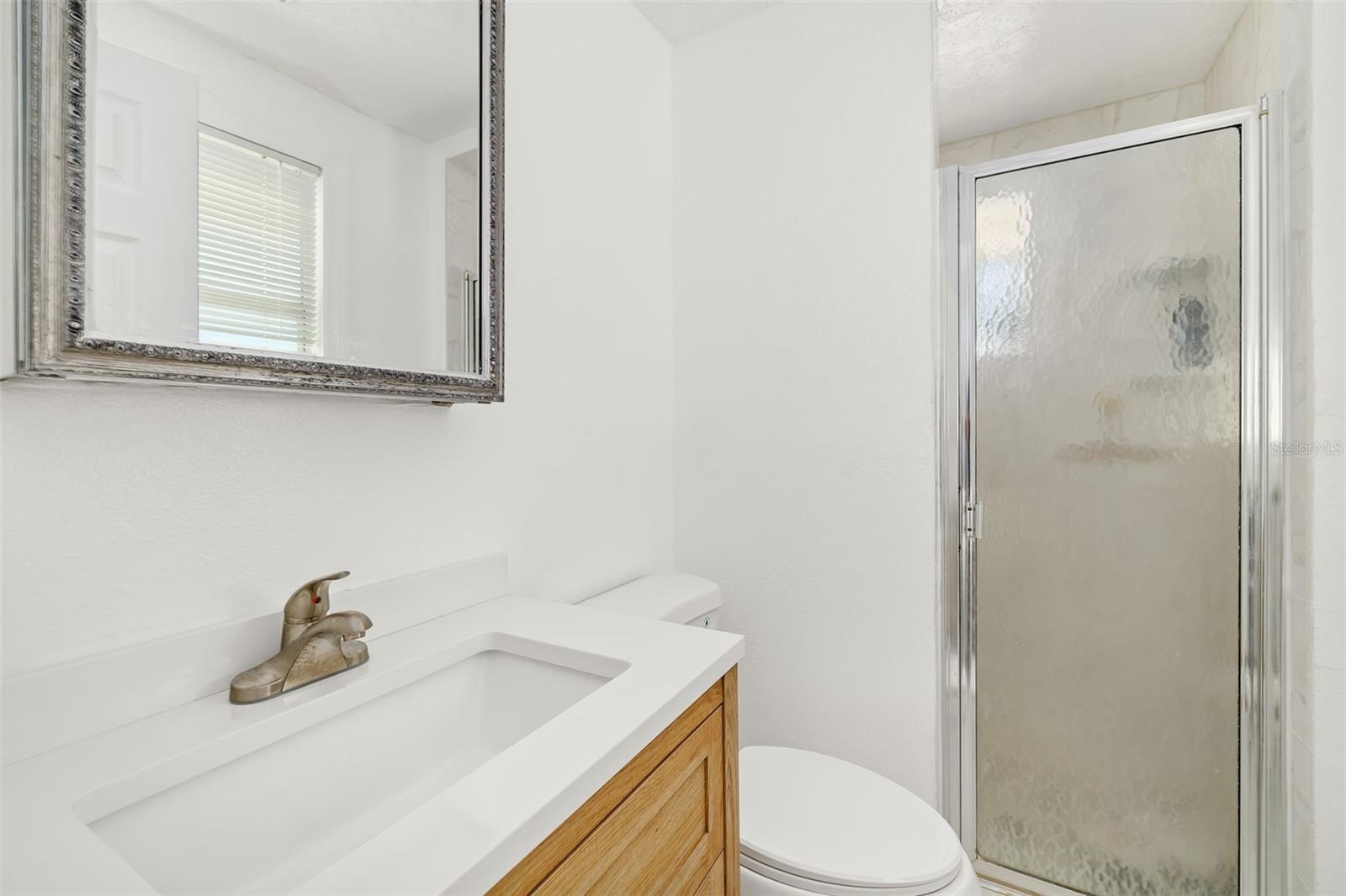 Image 55 of 100 For 9022 Midnight Pass Road