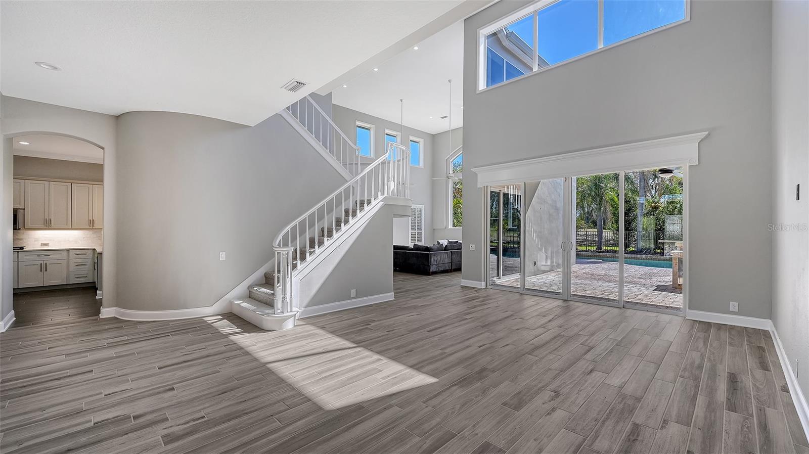 Image 10 of 62 For 6911 Riversedge Street Circle