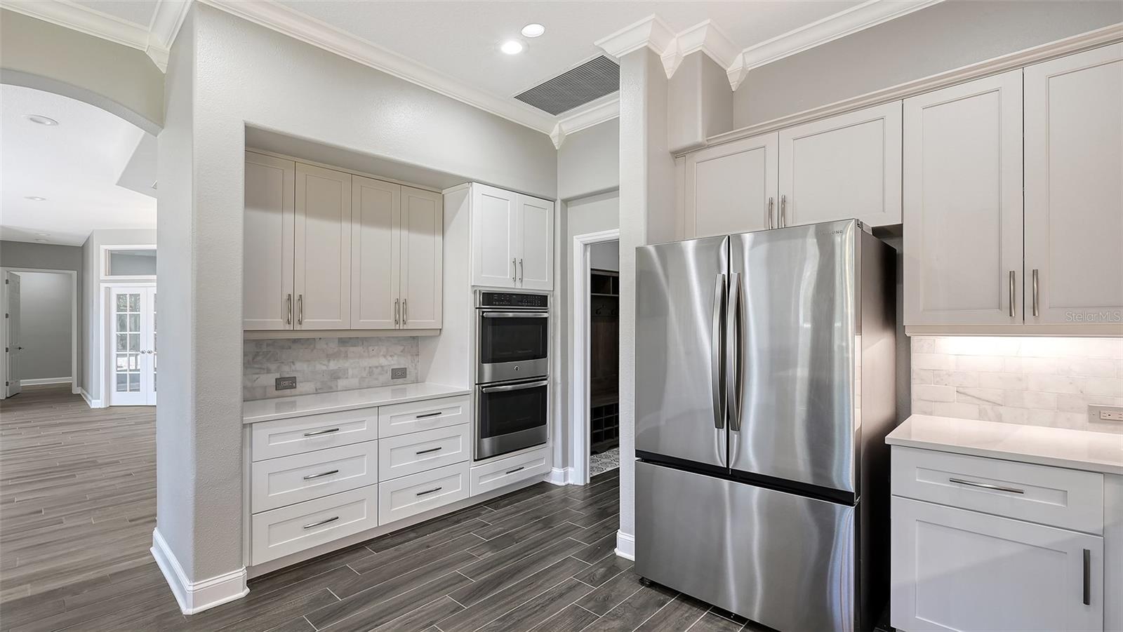 Image 18 of 62 For 6911 Riversedge Street Circle