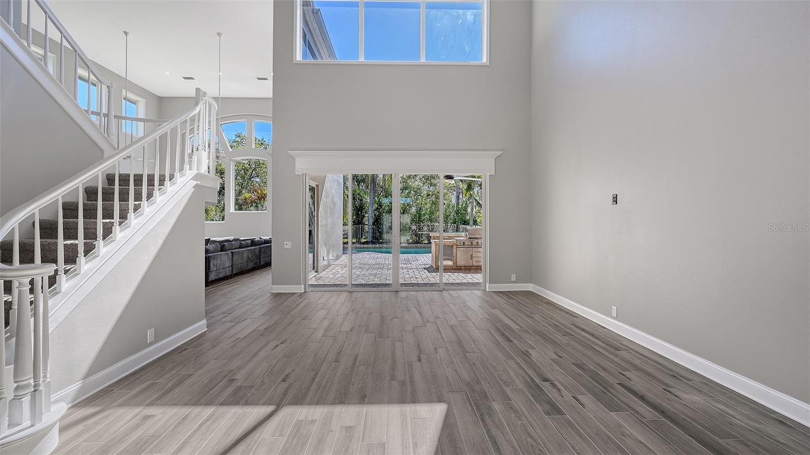 Image 6 of 62 For 6911 Riversedge Street Circle