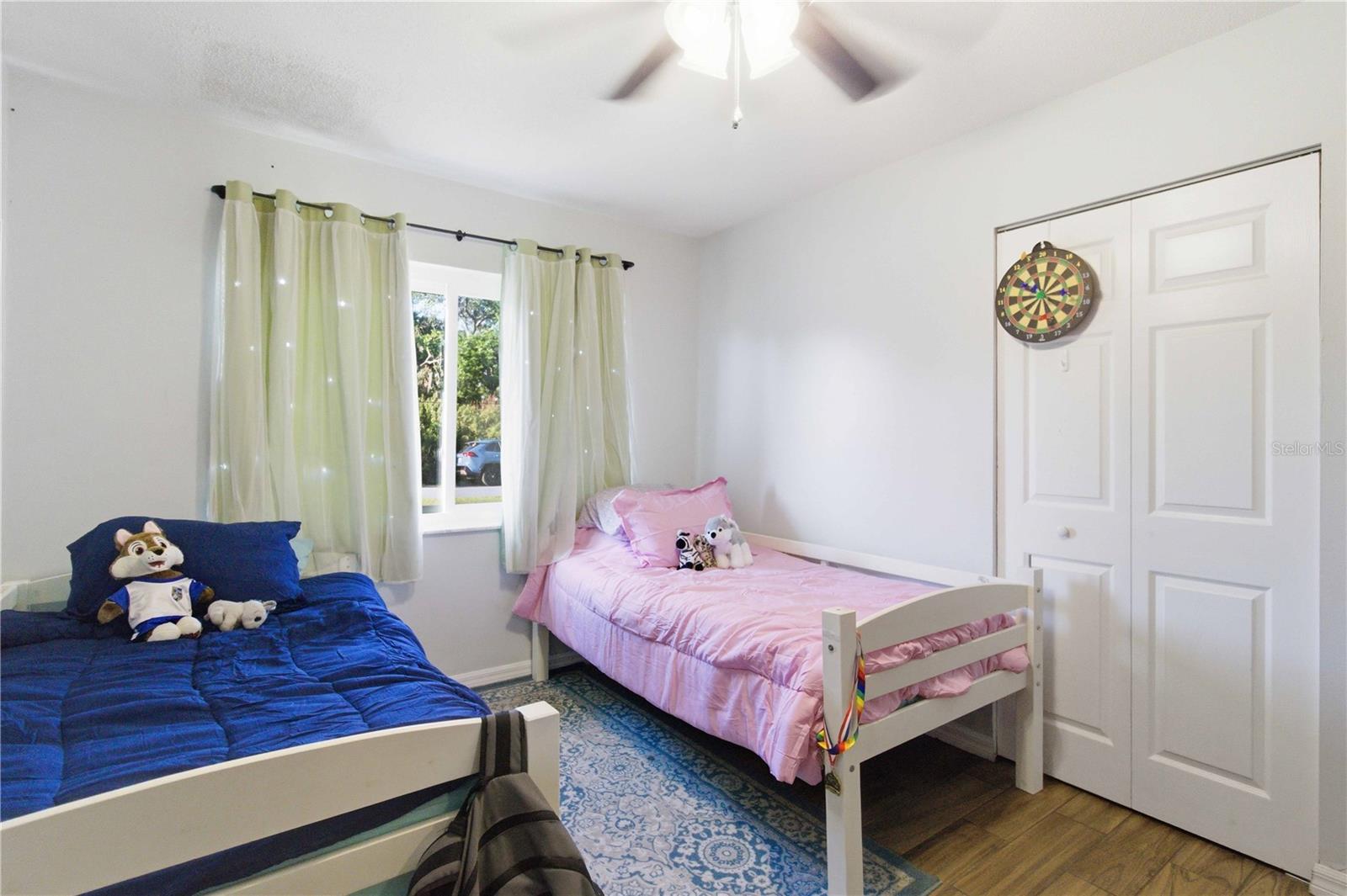 Image 18 of 27 For 536 43rd Street Boulevard W