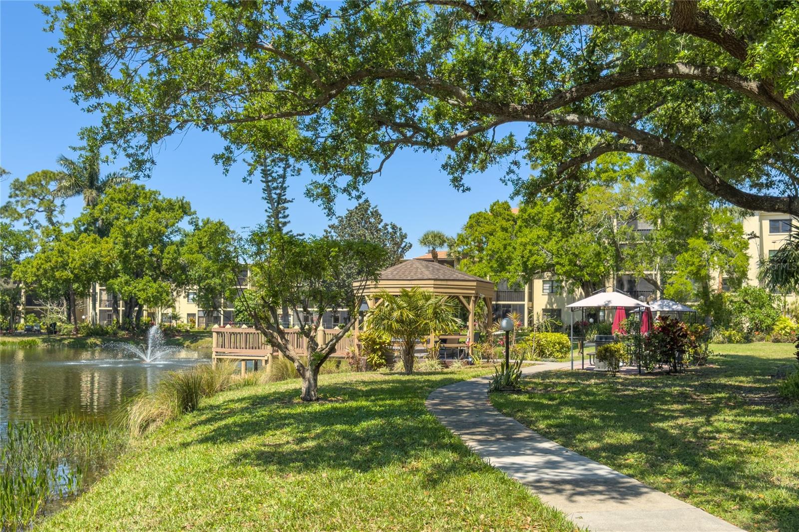 Image 12 of 65 For 305 30th Avenue W A110