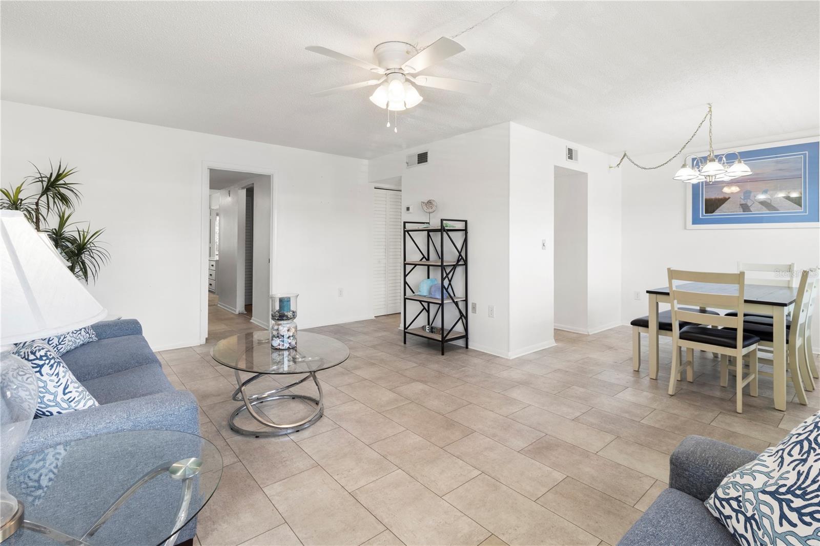 Image 15 of 65 For 305 30th Avenue W A110