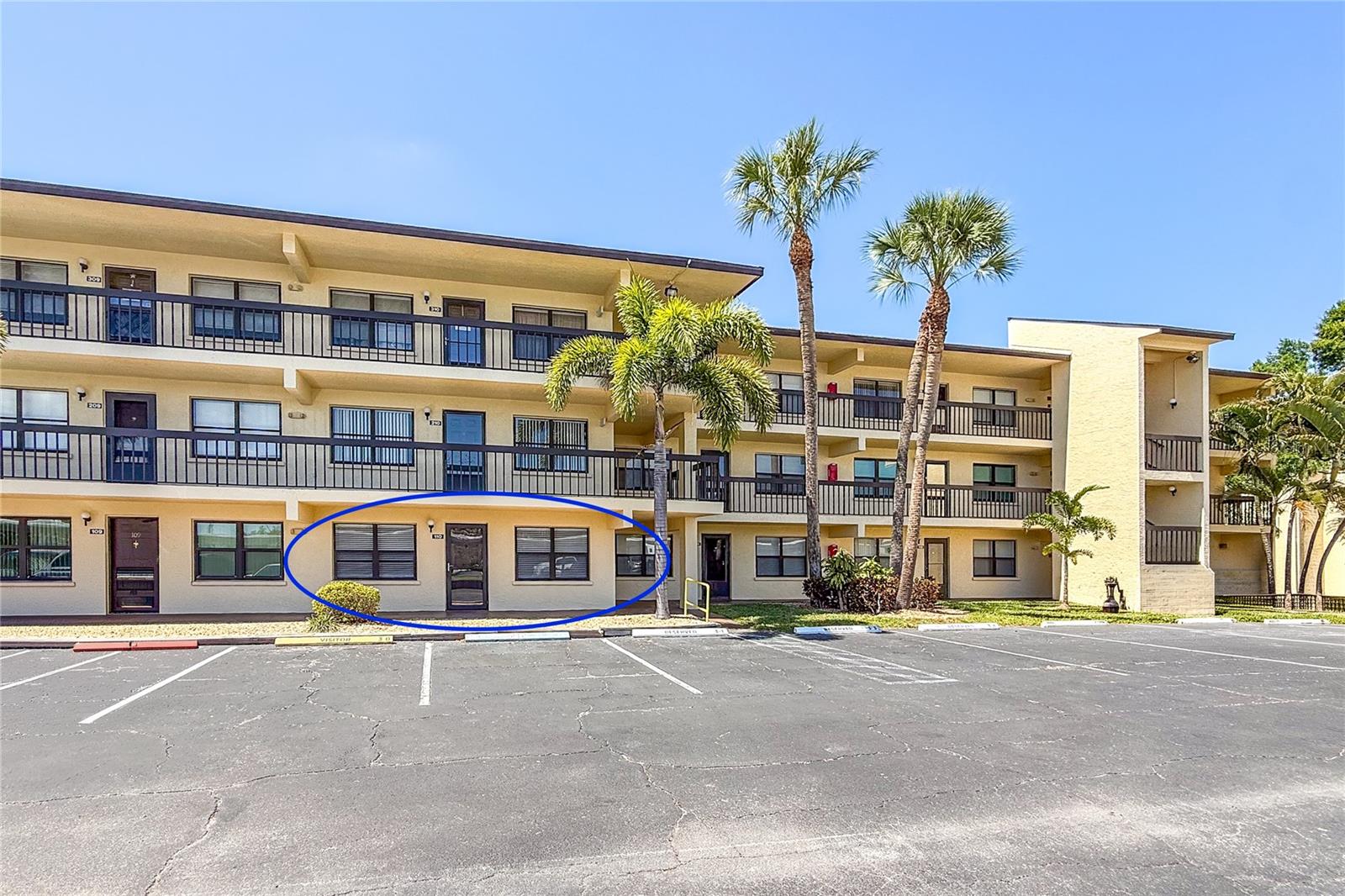 Image 2 of 65 For 305 30th Avenue W A110