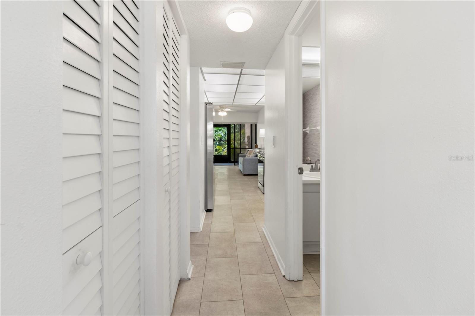 Image 21 of 65 For 305 30th Avenue W A110