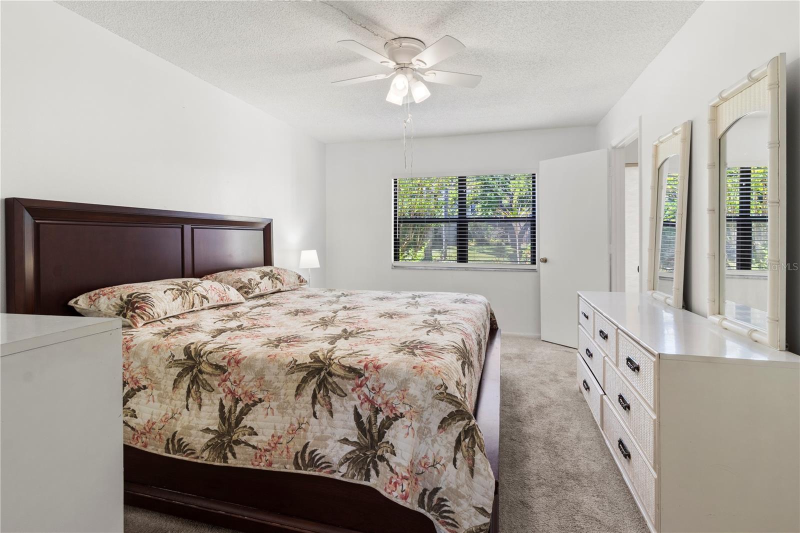 Image 35 of 65 For 305 30th Avenue W A110