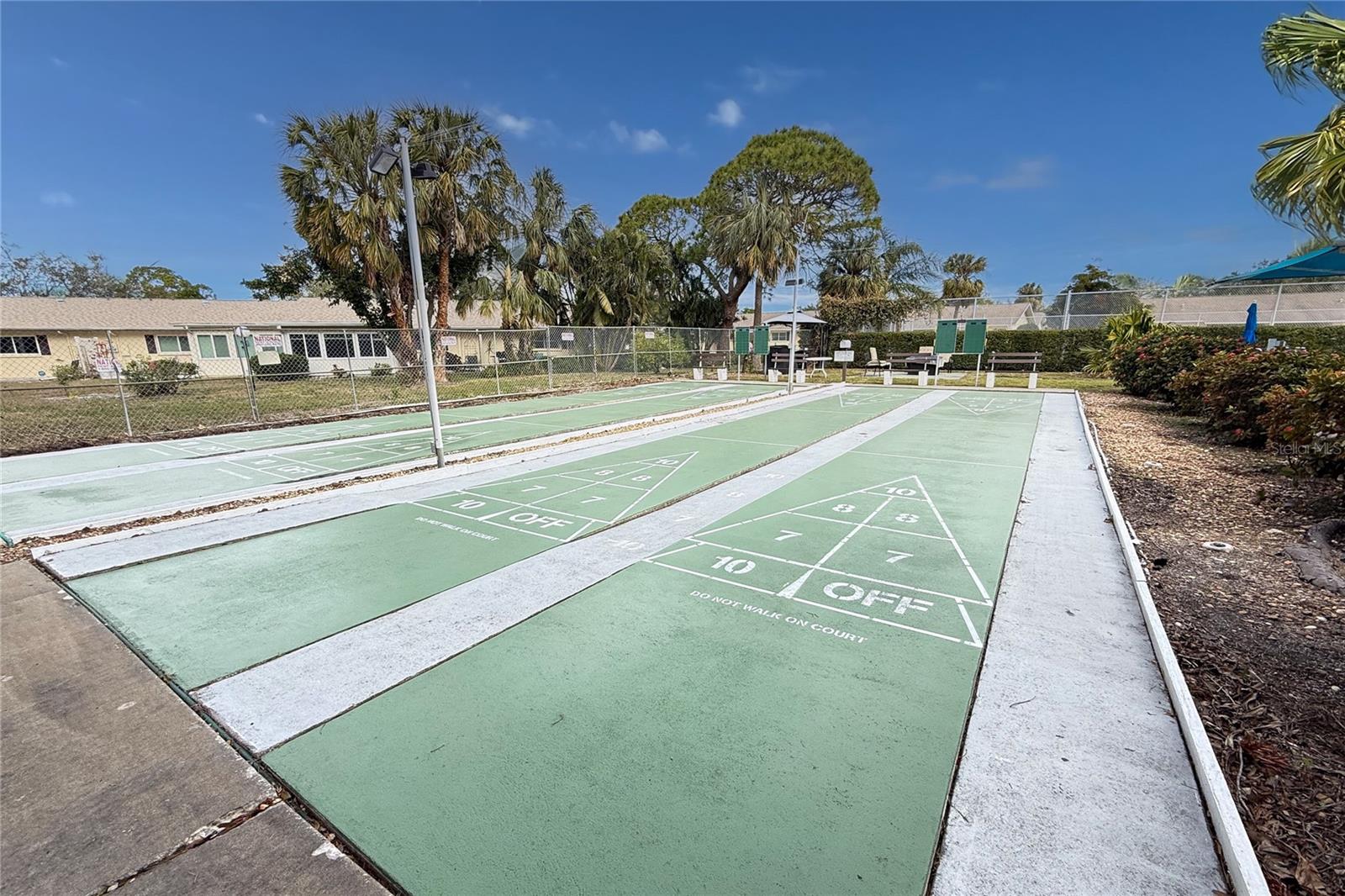 Image 53 of 65 For 305 30th Avenue W A110