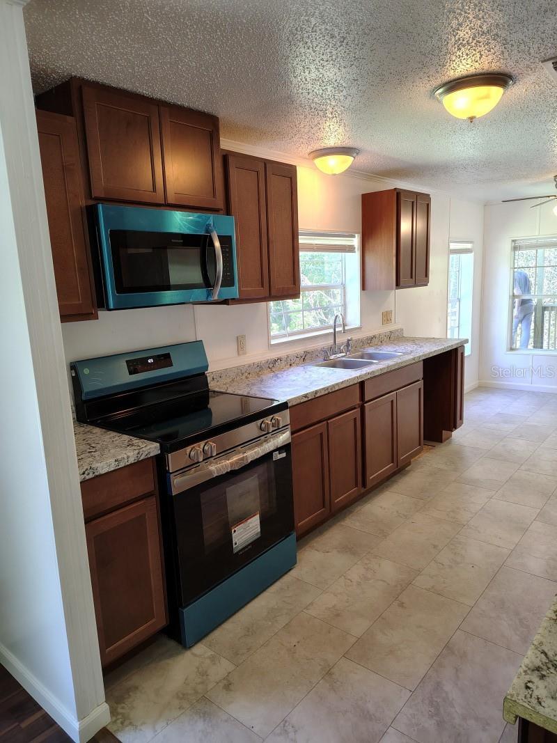 Image 2 of 14 For 3440 Cr 656