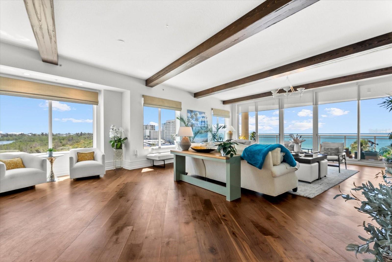 Listing photo id 21 for 1300 Benjamin Franklin Drive 501