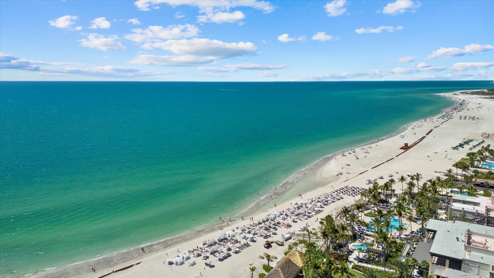 Listing photo id 2 for 1300 Benjamin Franklin Drive 501