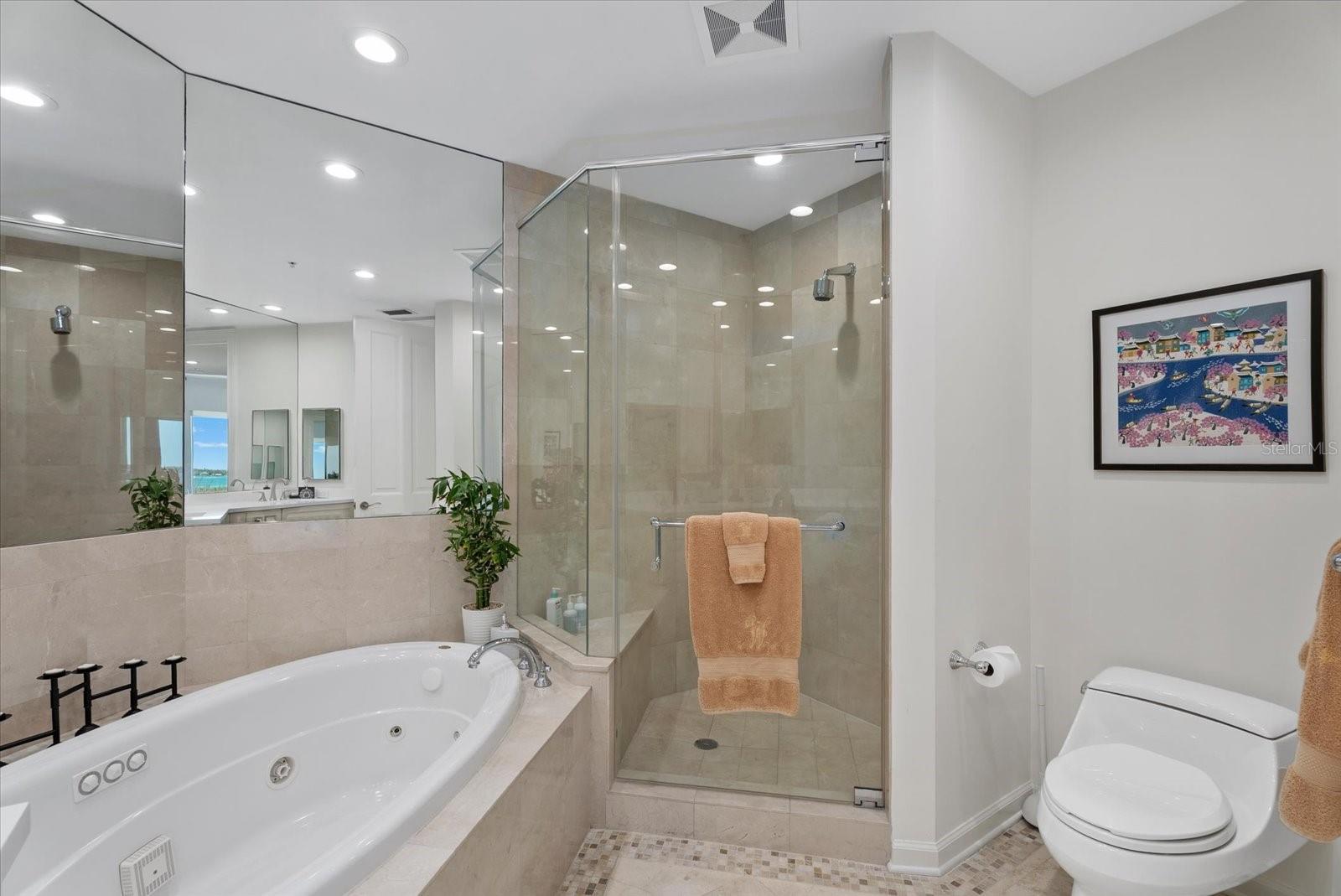 Listing photo id 56 for 1300 Benjamin Franklin Drive 501