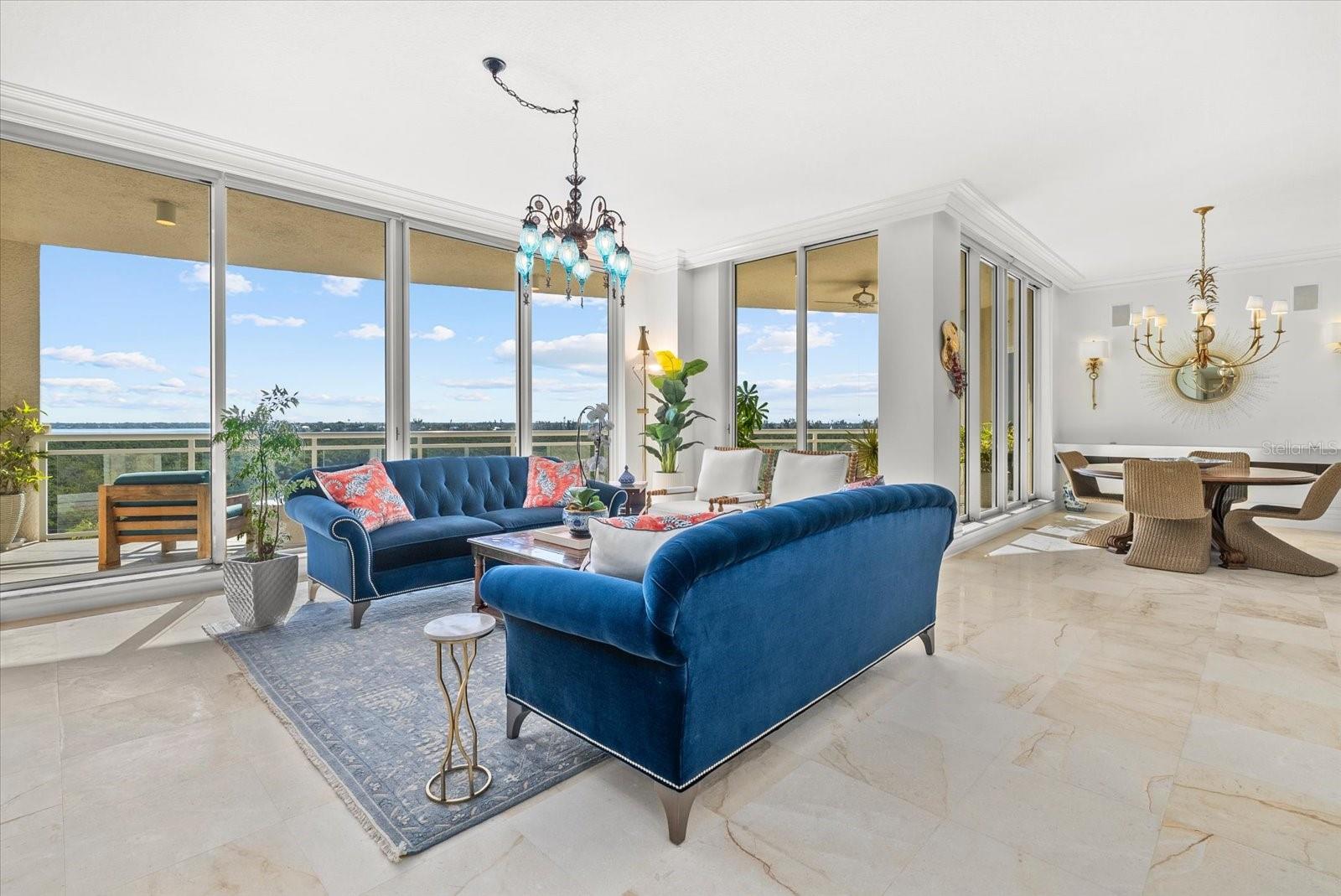 Listing photo id 5 for 1300 Benjamin Franklin Drive 501