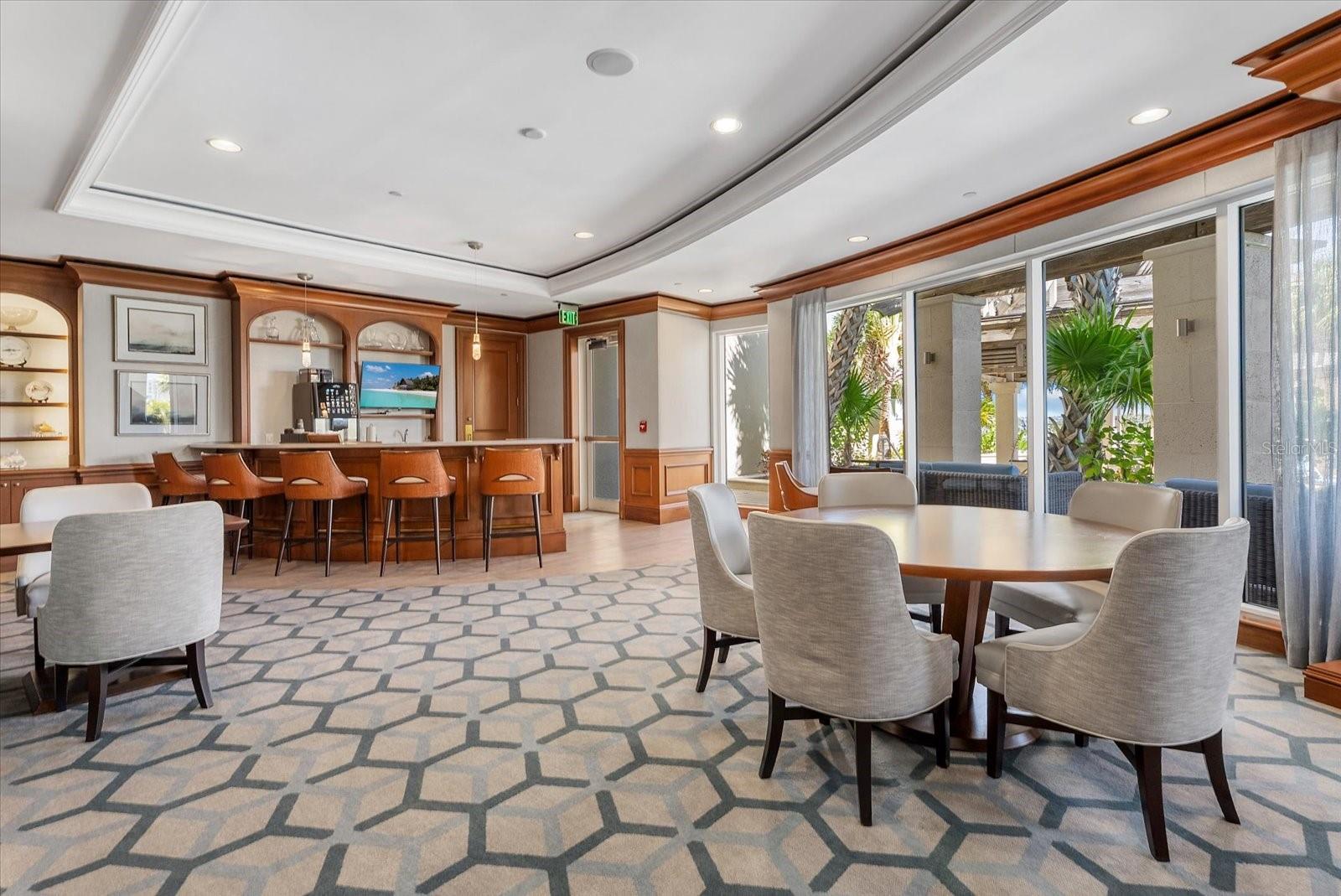 Listing photo id 68 for 1300 Benjamin Franklin Drive 501