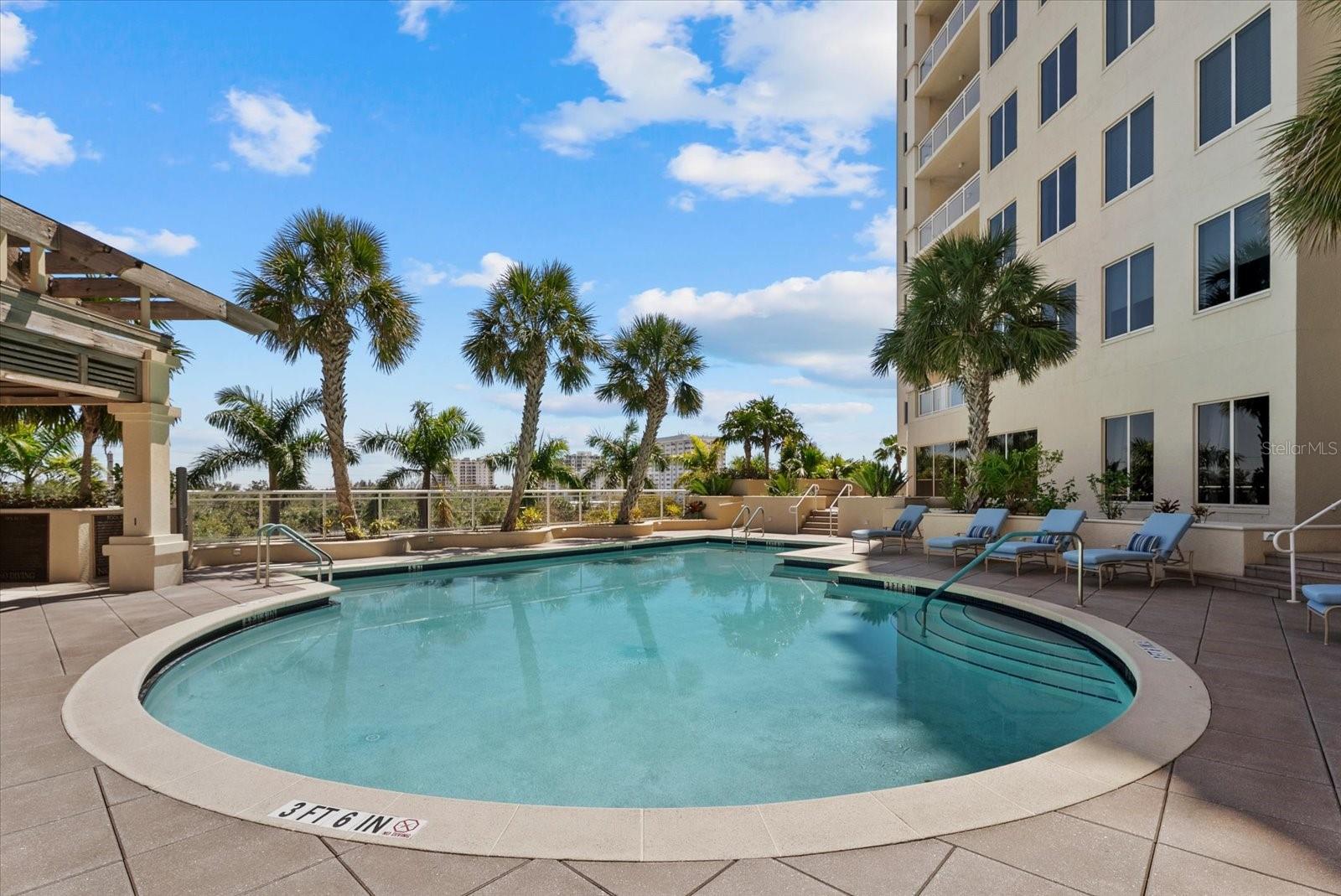 Listing photo id 74 for 1300 Benjamin Franklin Drive 501