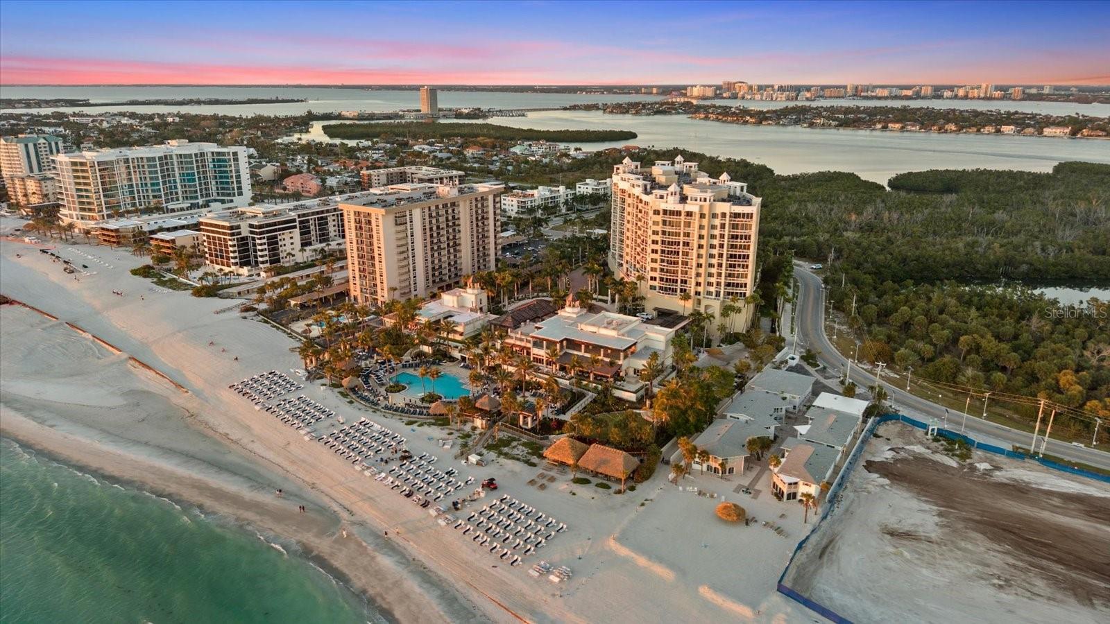 Listing photo id 83 for 1300 Benjamin Franklin Drive 501