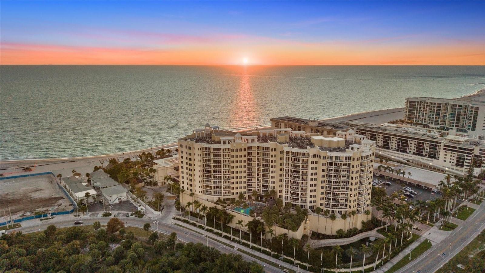 Listing photo id 86 for 1300 Benjamin Franklin Drive 501