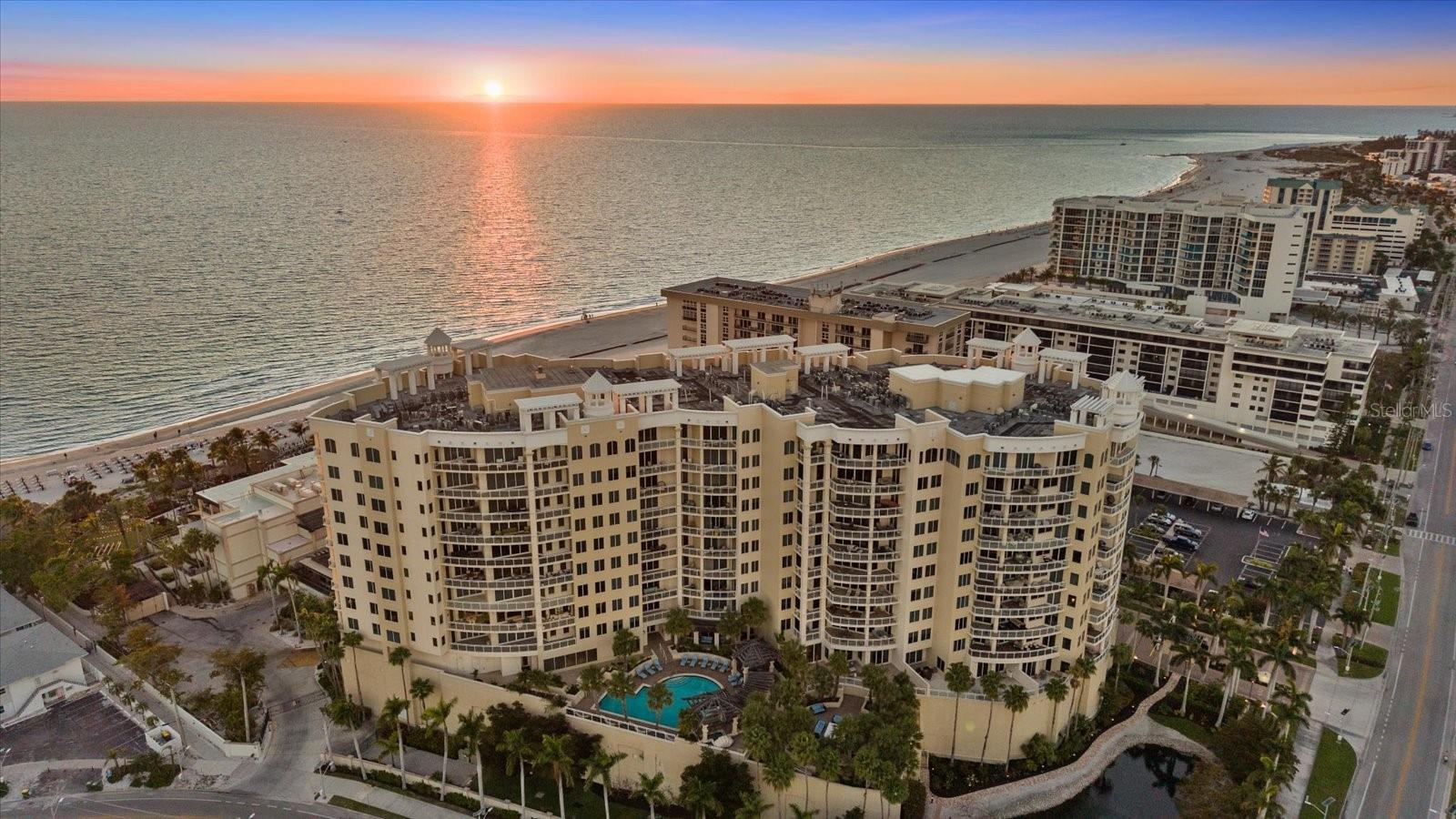 Listing photo id 87 for 1300 Benjamin Franklin Drive 501