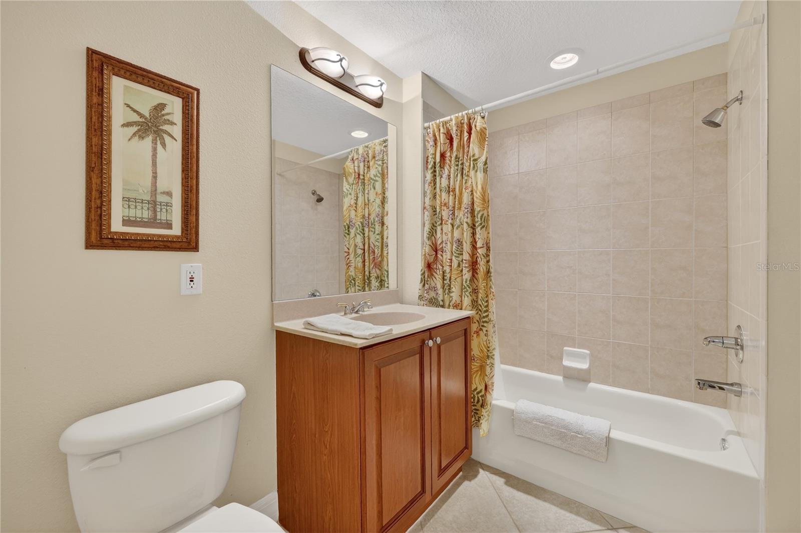 Image 15 of 59 For 926 River Basin Court 101