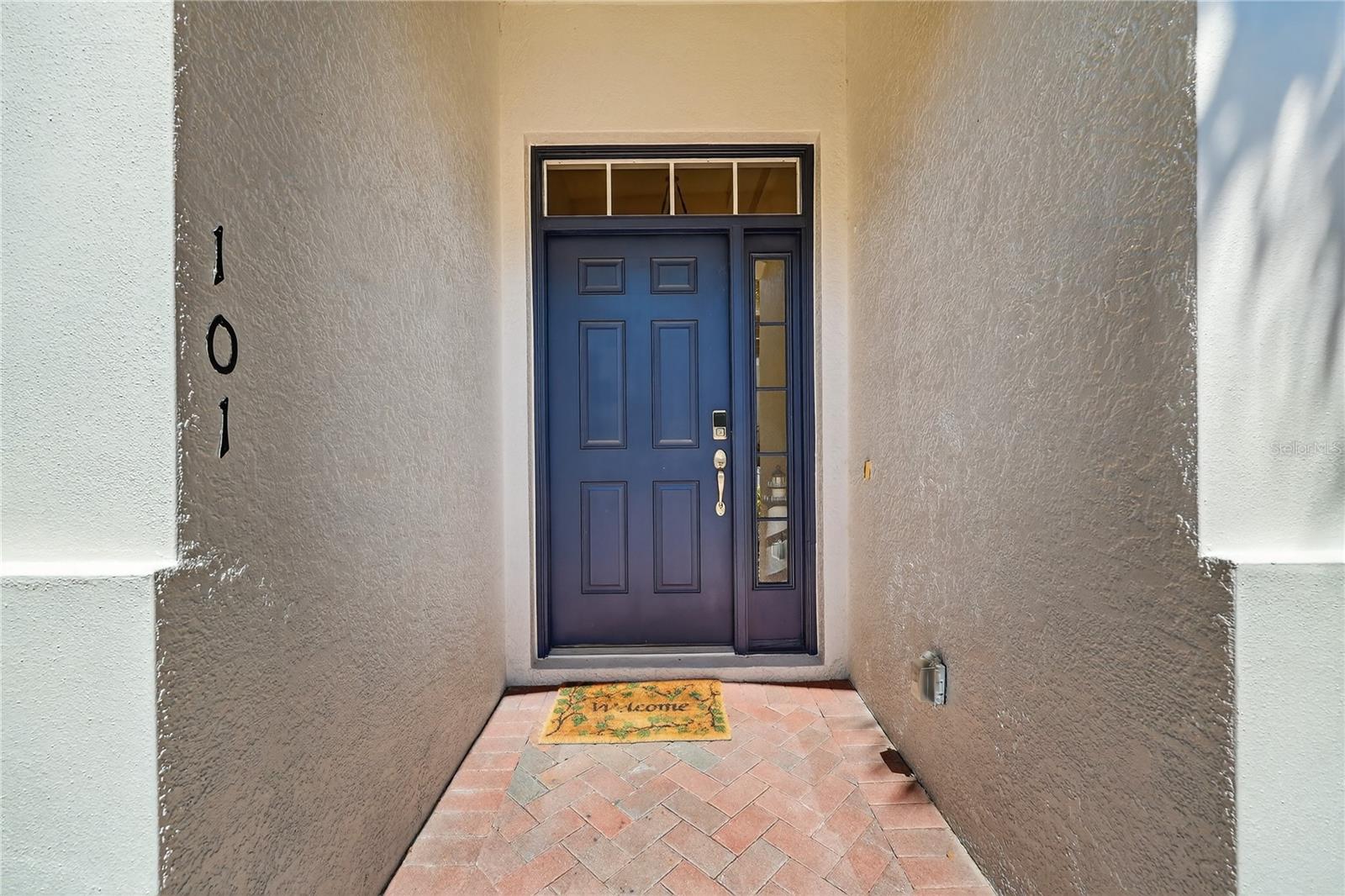 Image 36 of 59 For 926 River Basin Court 101