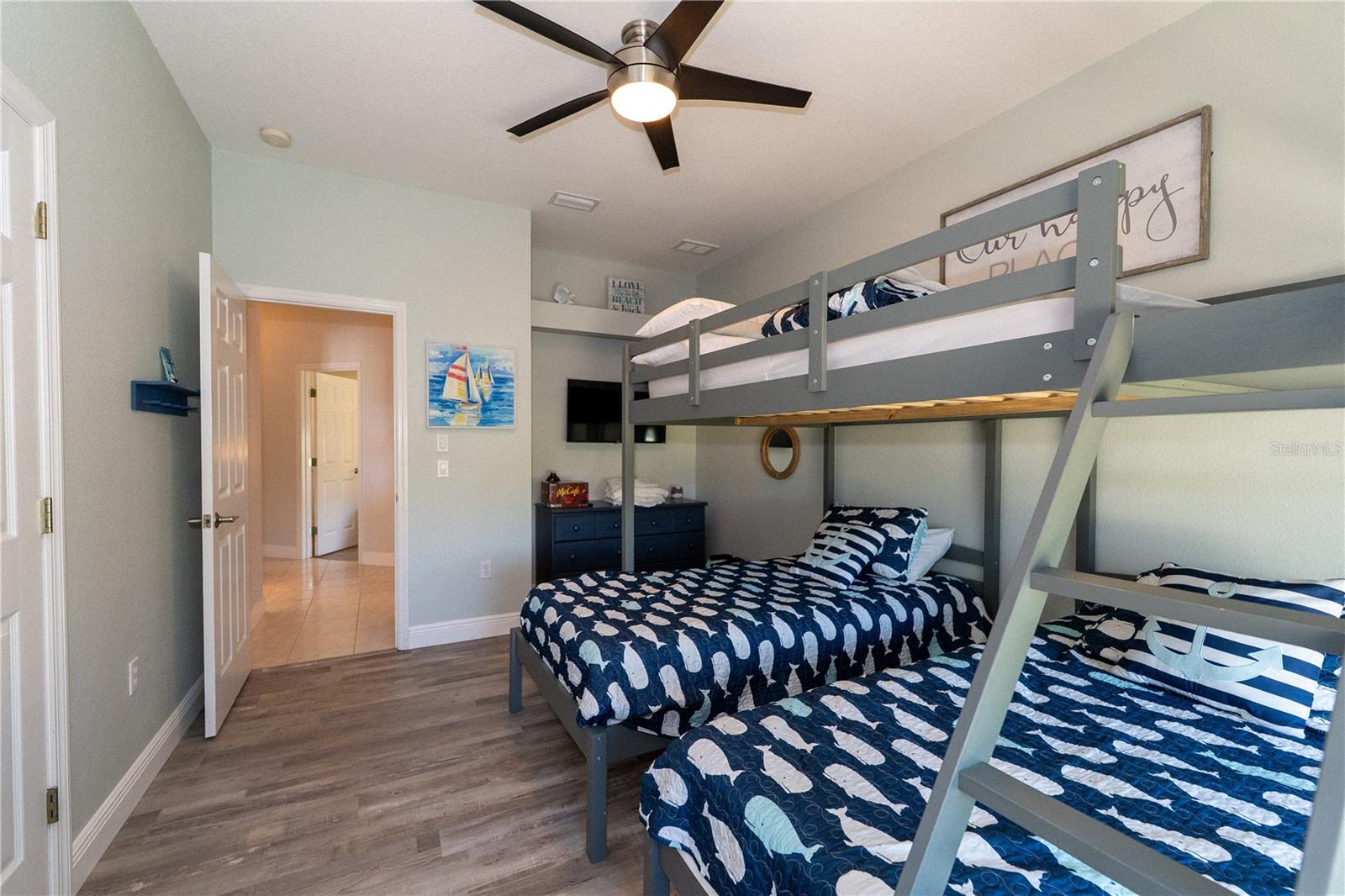 Image 10 of 20 For 206 Mariner Lane