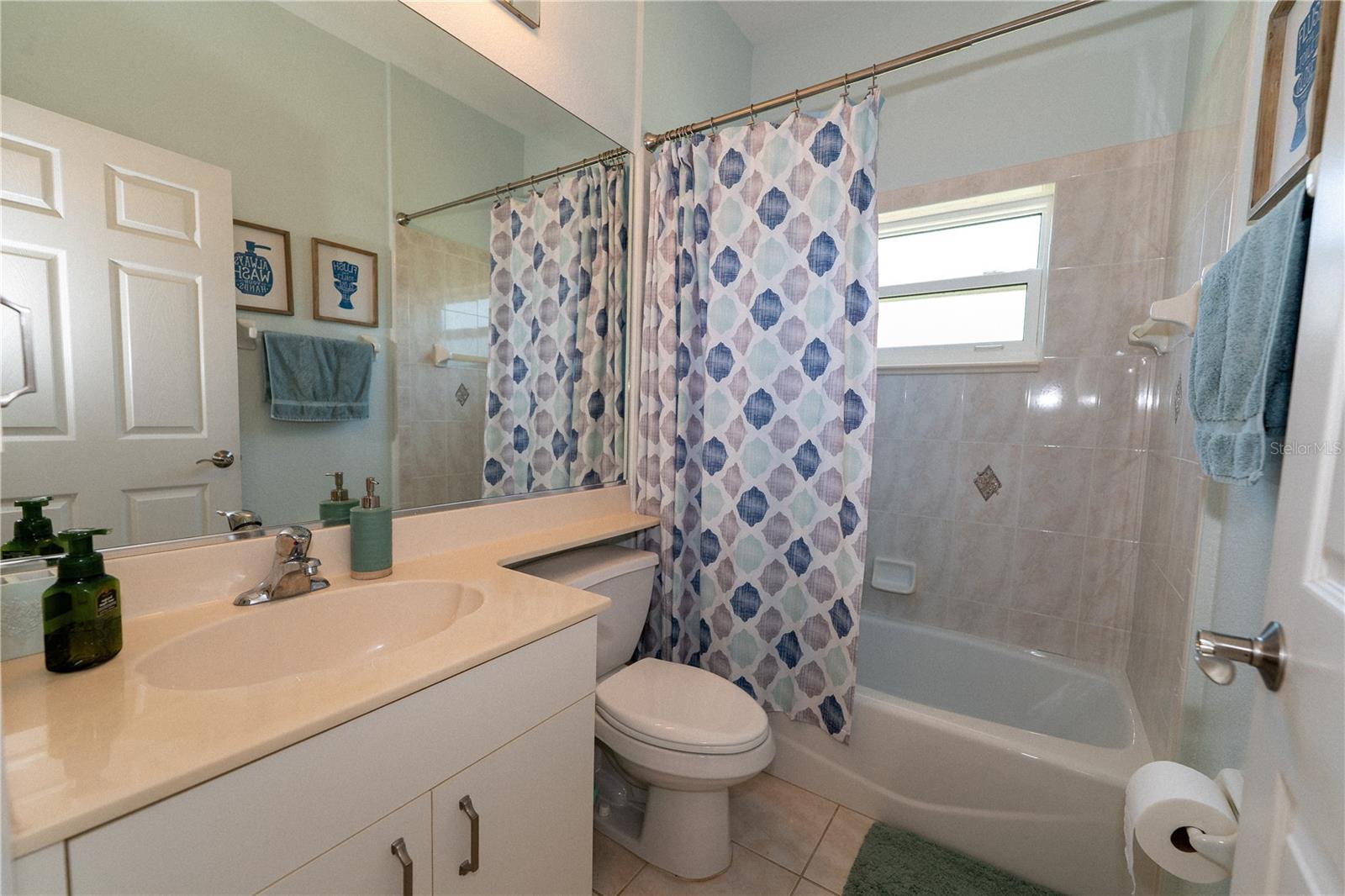 Image 8 of 20 For 206 Mariner Lane