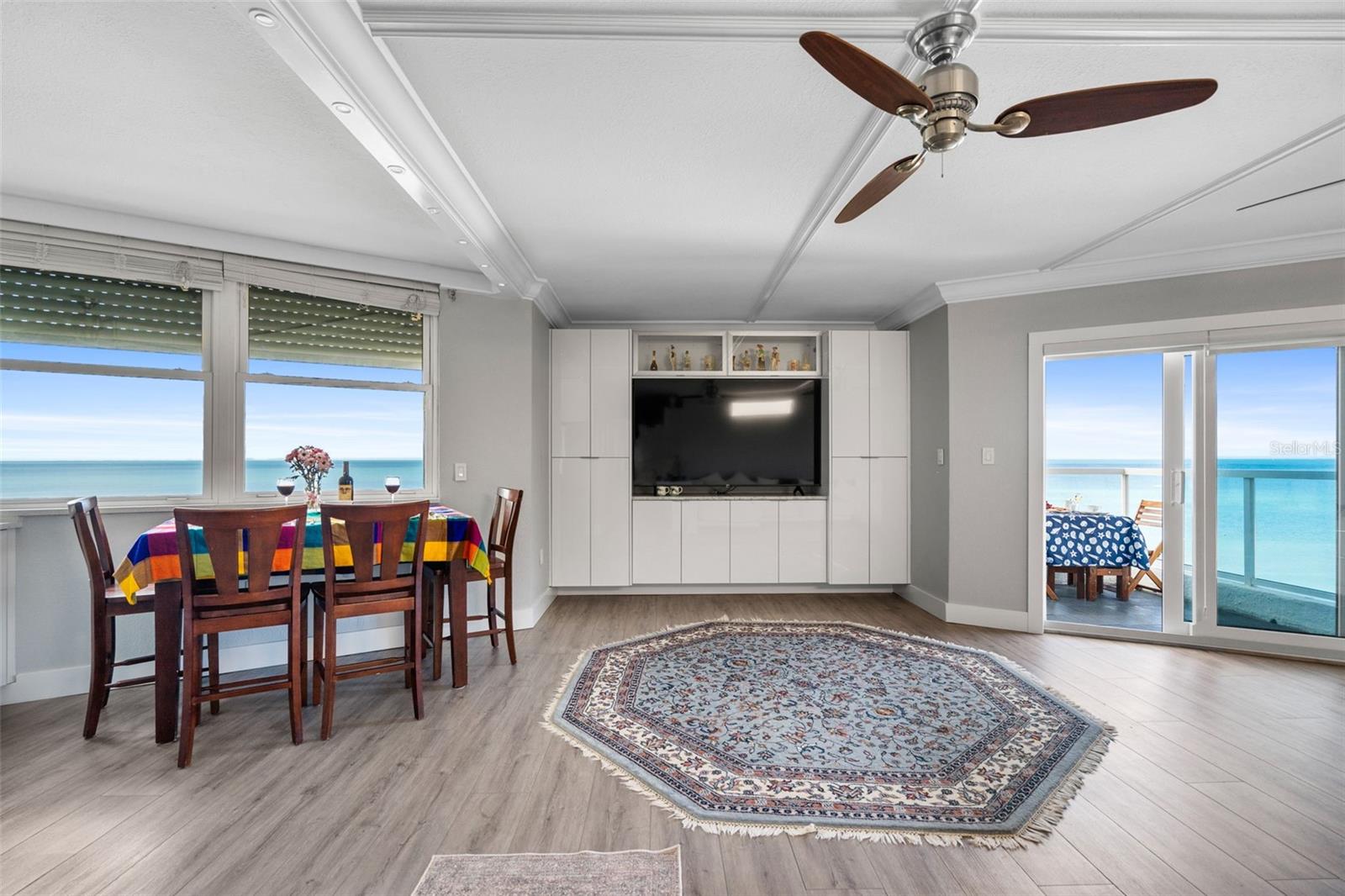 Image 11 of 32 For 1050 Longboat Club Road 506