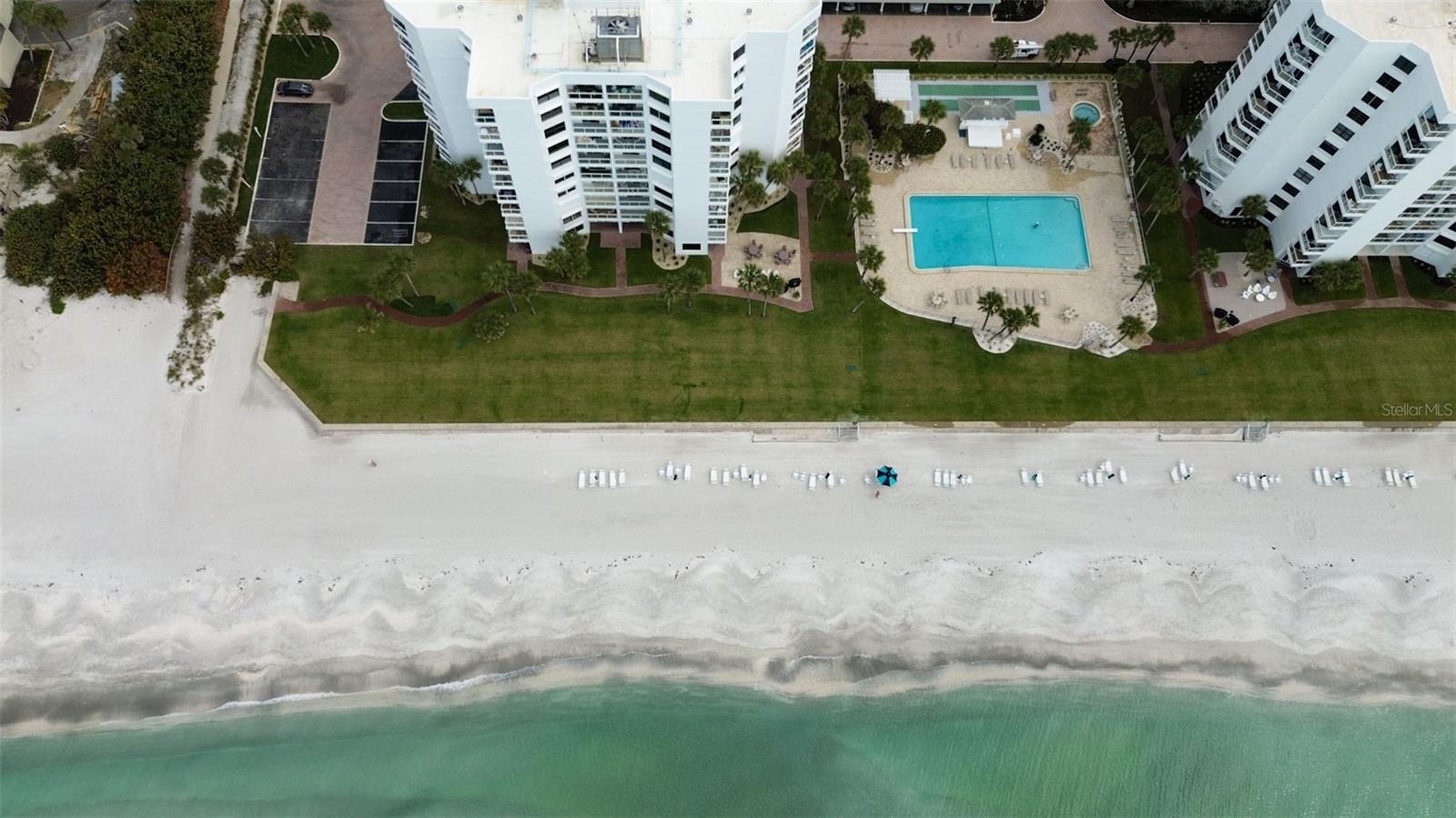 Image 2 of 32 For 1050 Longboat Club Road 506