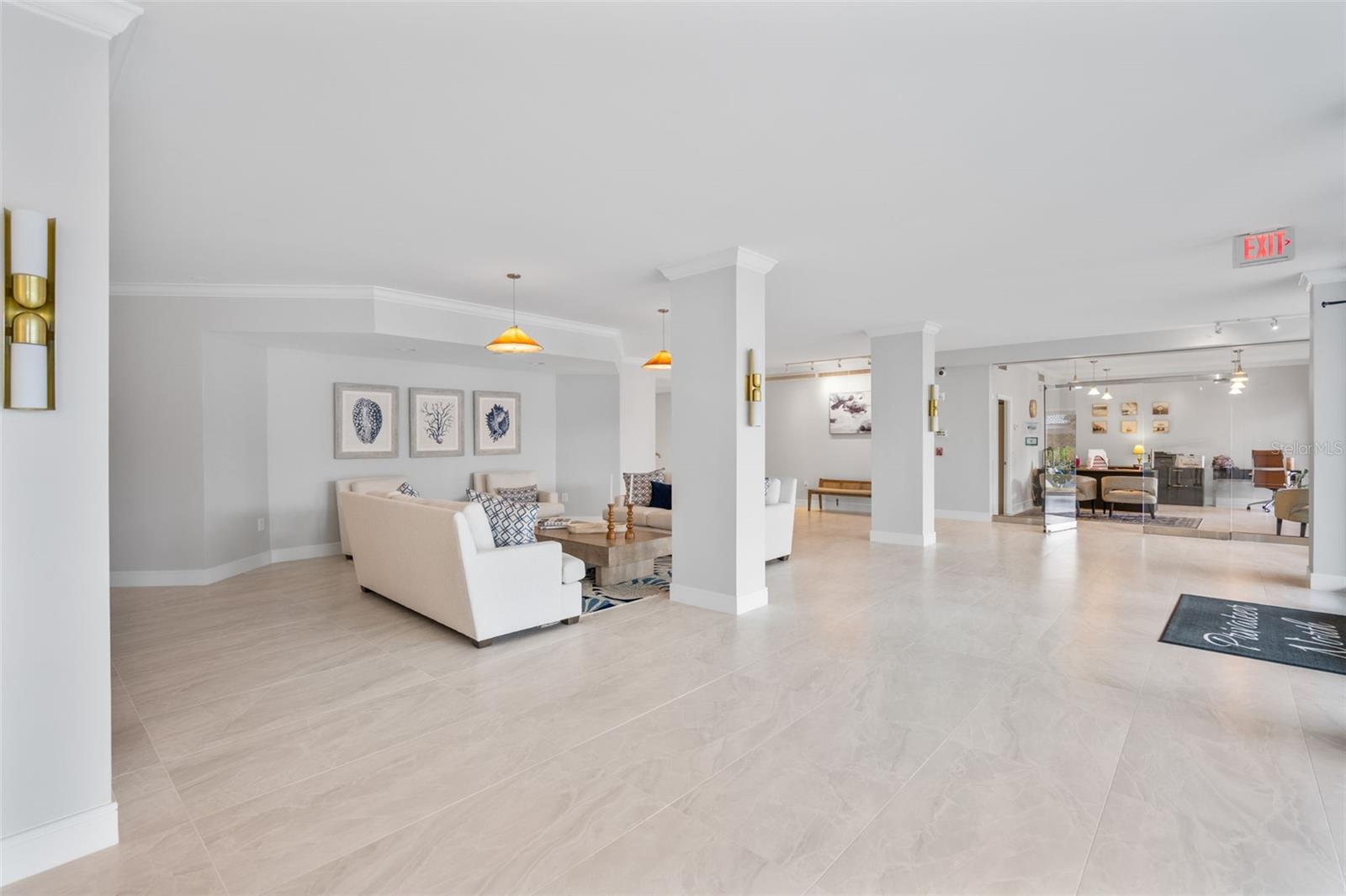 Image 25 of 32 For 1050 Longboat Club Road 506