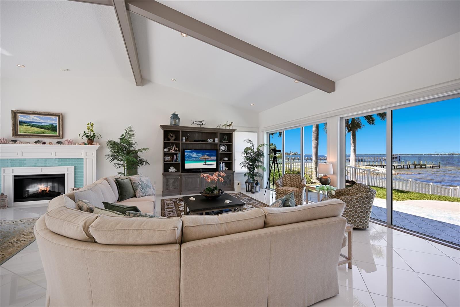 Image 20 of 94 For 6100 Riverview Boulevard