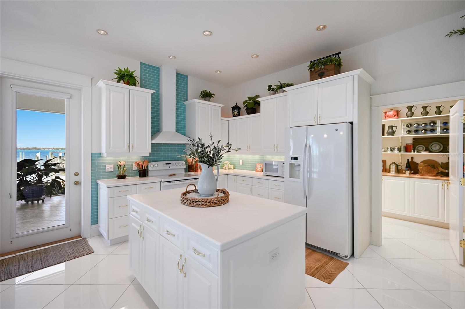 Image 30 of 94 For 6100 Riverview Boulevard