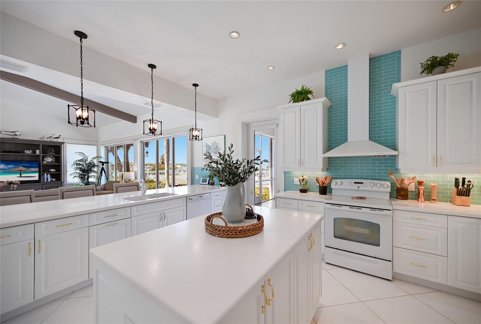 Image 31 of 94 For 6100 Riverview Boulevard