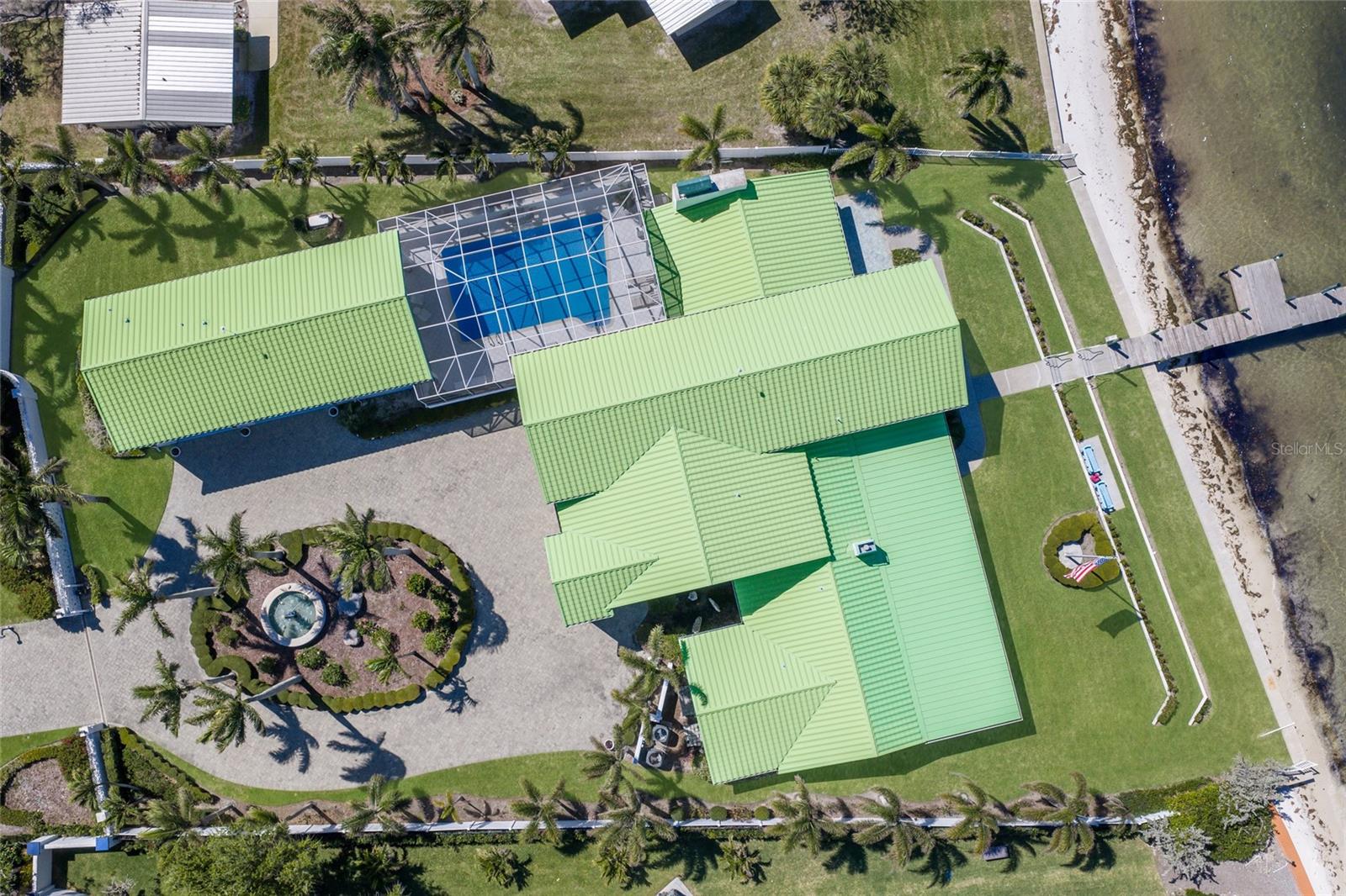 Image 5 of 94 For 6100 Riverview Boulevard