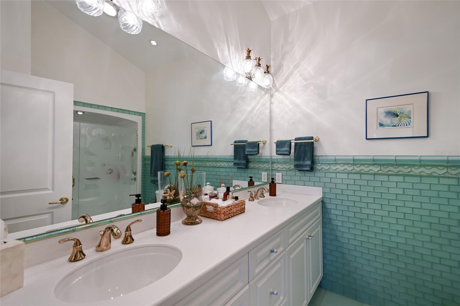 Image 66 of 94 For 6100 Riverview Boulevard