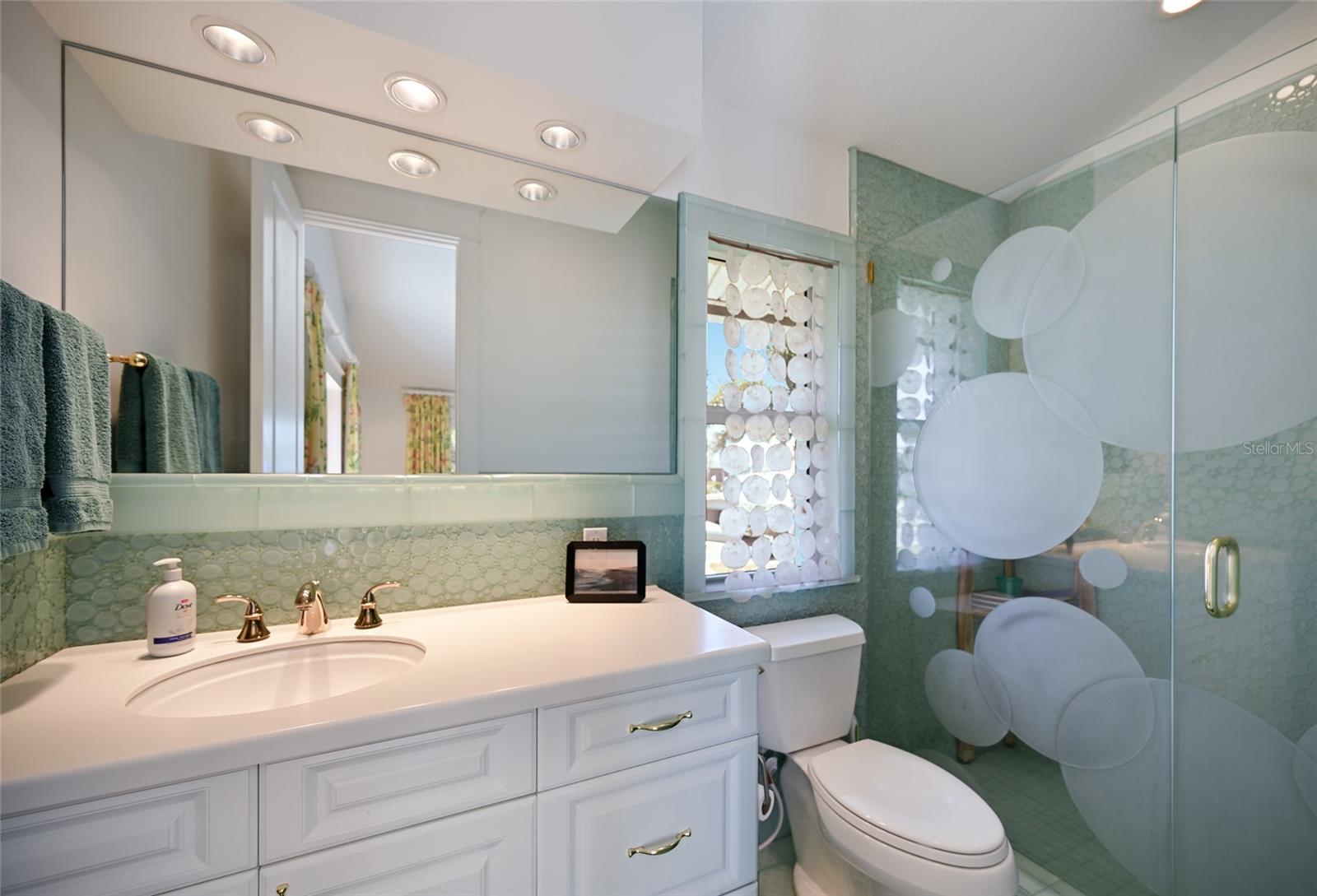 Image 89 of 94 For 6100 Riverview Boulevard