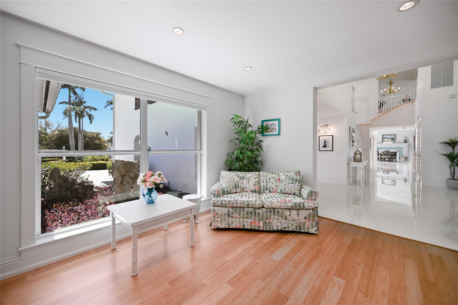 Image 9 of 94 For 6100 Riverview Boulevard