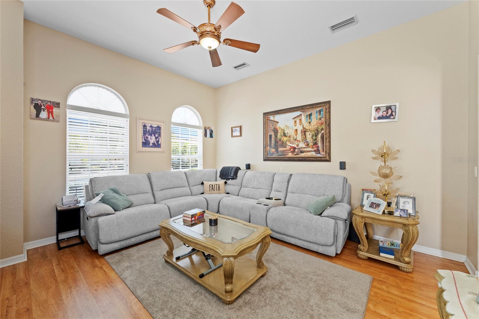 Image 4 of 30 For 7708 32nd Street E