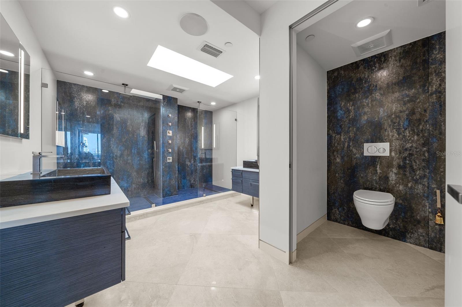 Image 29 of 48 For 1255 Gulfstream Avenue 1501