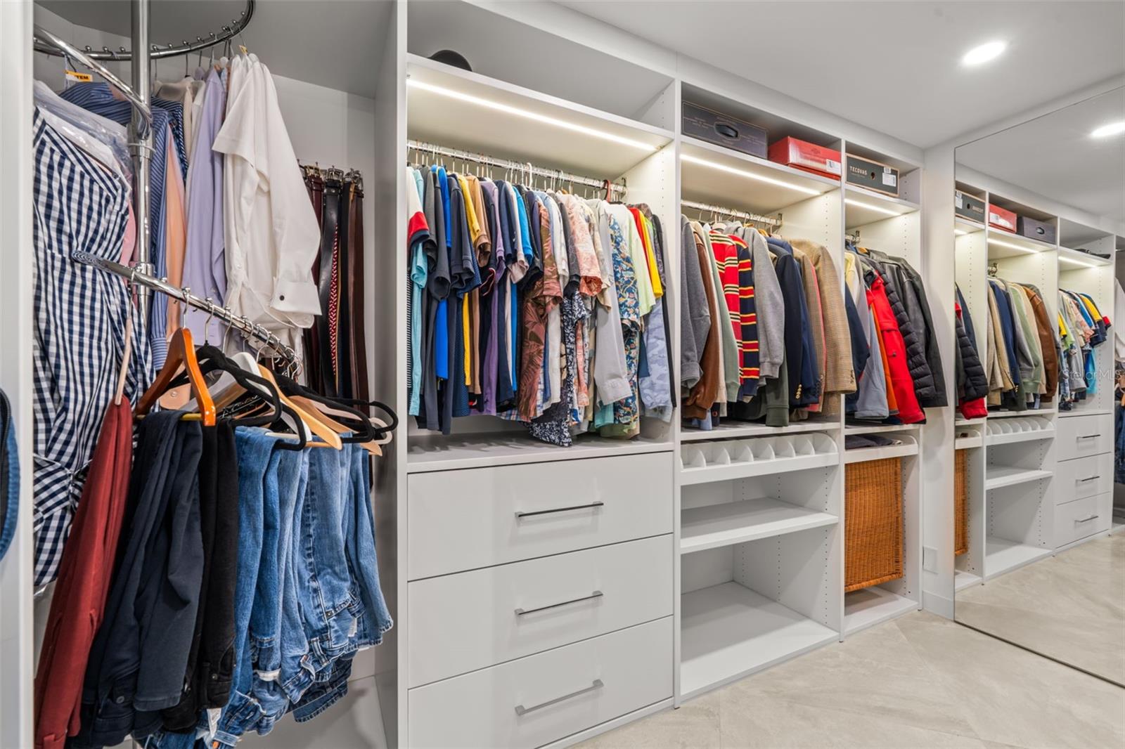 Image 30 of 48 For 1255 Gulfstream Avenue 1501