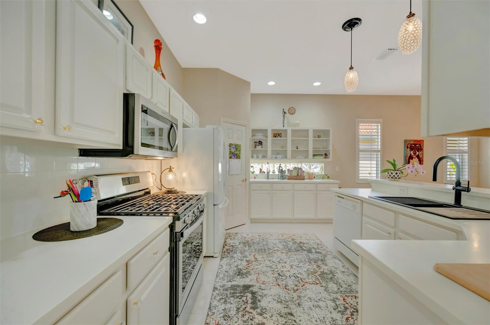 Image 14 of 75 For 6271 Sturbridge Court