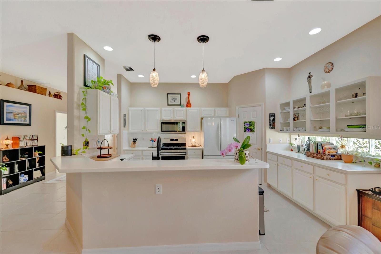 Image 22 of 75 For 6271 Sturbridge Court