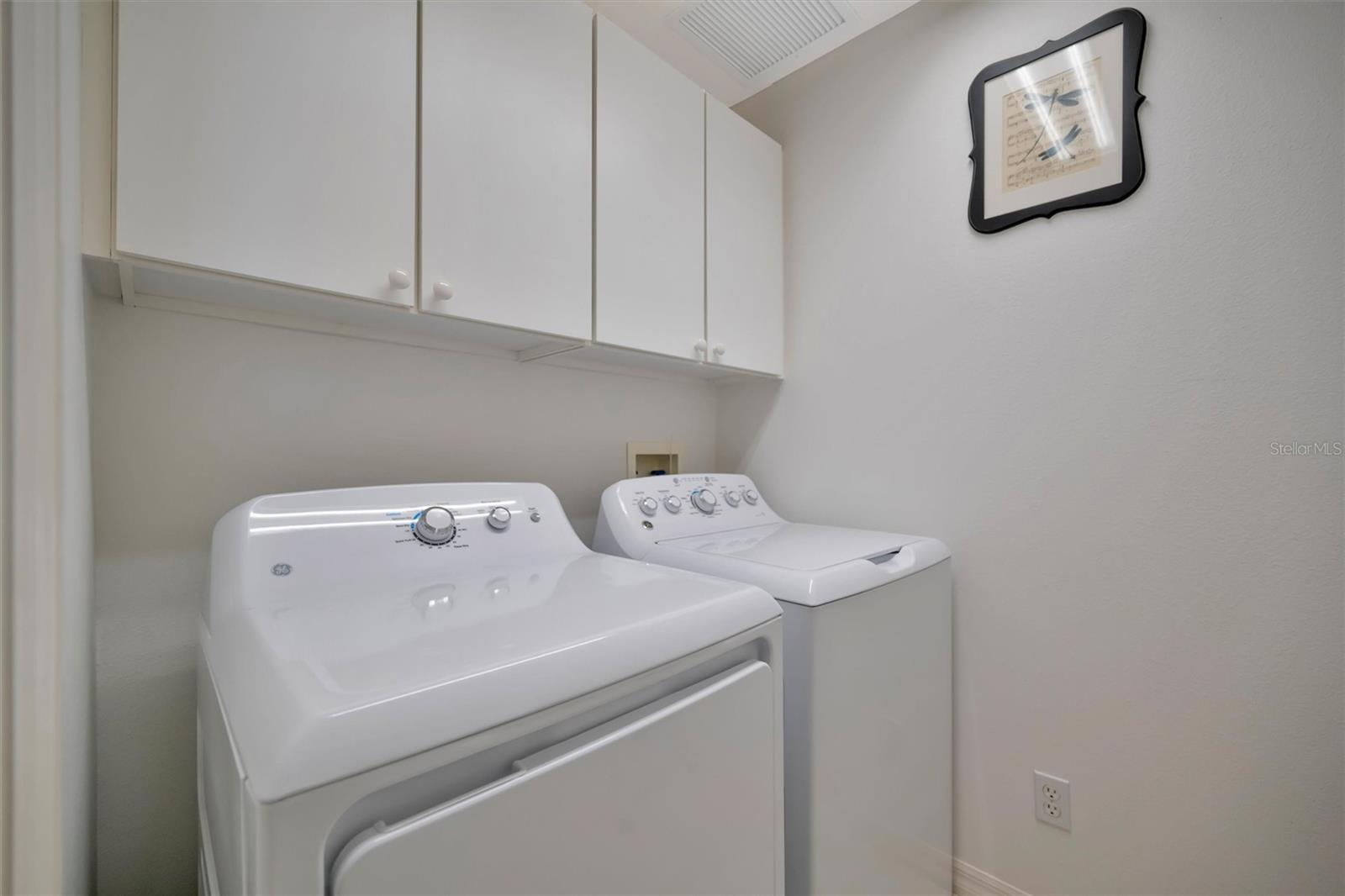 Image 9 of 75 For 6271 Sturbridge Court